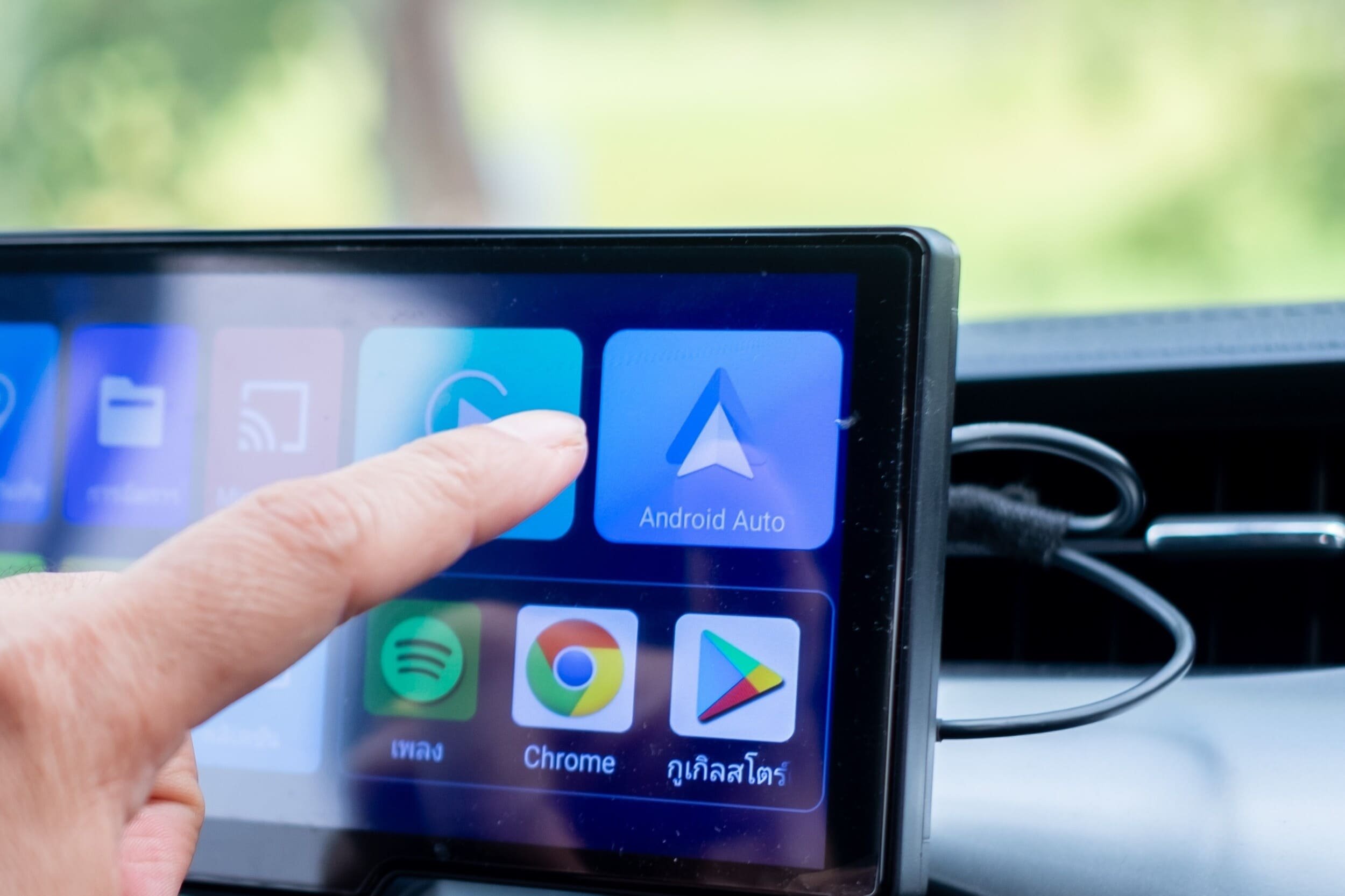 Vous n'avez pas encore exploité tout le potentiel d'Android Auto. © ISEN STOCKER / Shutterstock.com
