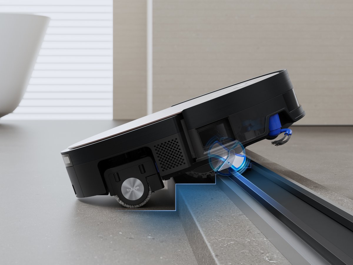 Le Deebot X11 peut franchir les petites marches et les seuils ©Ecovacs
