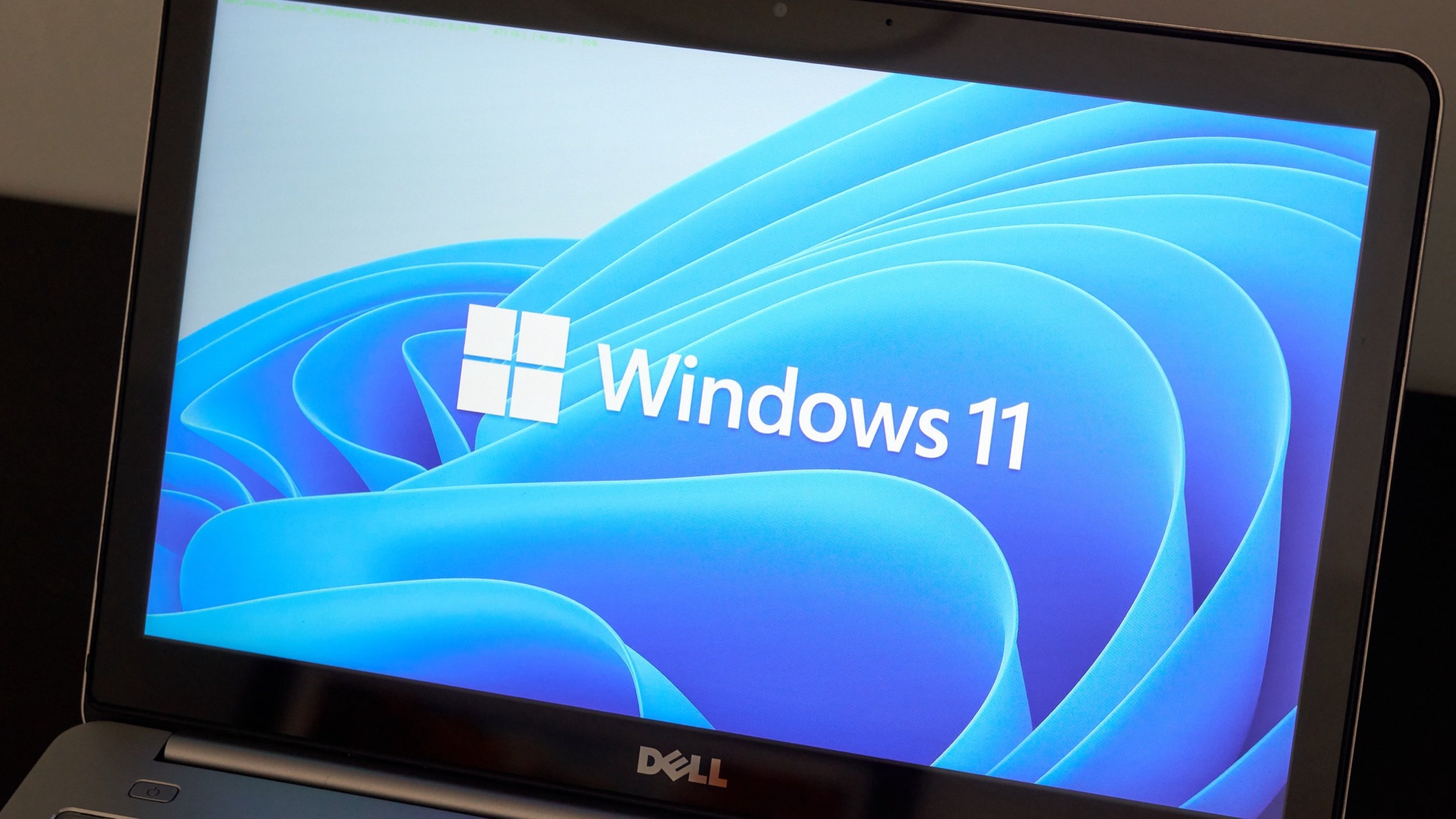 Microsoft suspend déjà le Patch Tuesday de juillet sur des PC Dell après des problèmes de chauffe et d’arrêt. © dennizn / Shutterstock