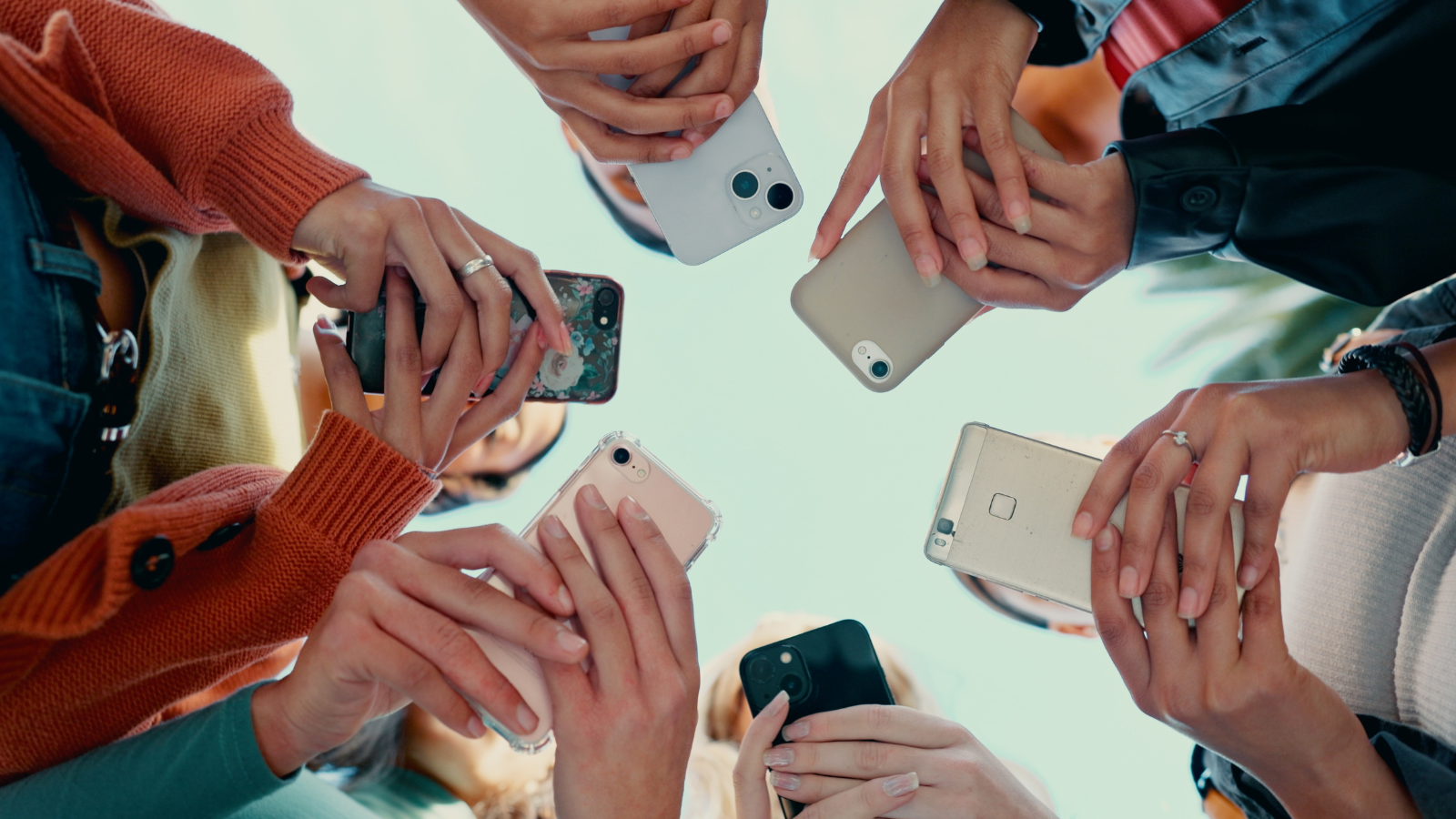 Pourquoi la Bbox rentrée de Bouygues séduit déjà étudiants et familles connectées © Shutterstock