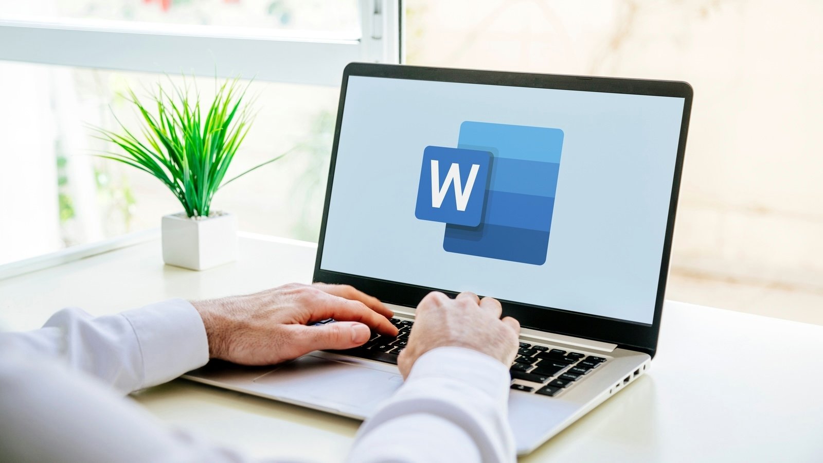 Word Online se met à jour, pour le plus grand bonheur des utilisateurs. ©Alex Photo Stock / Shutterstock