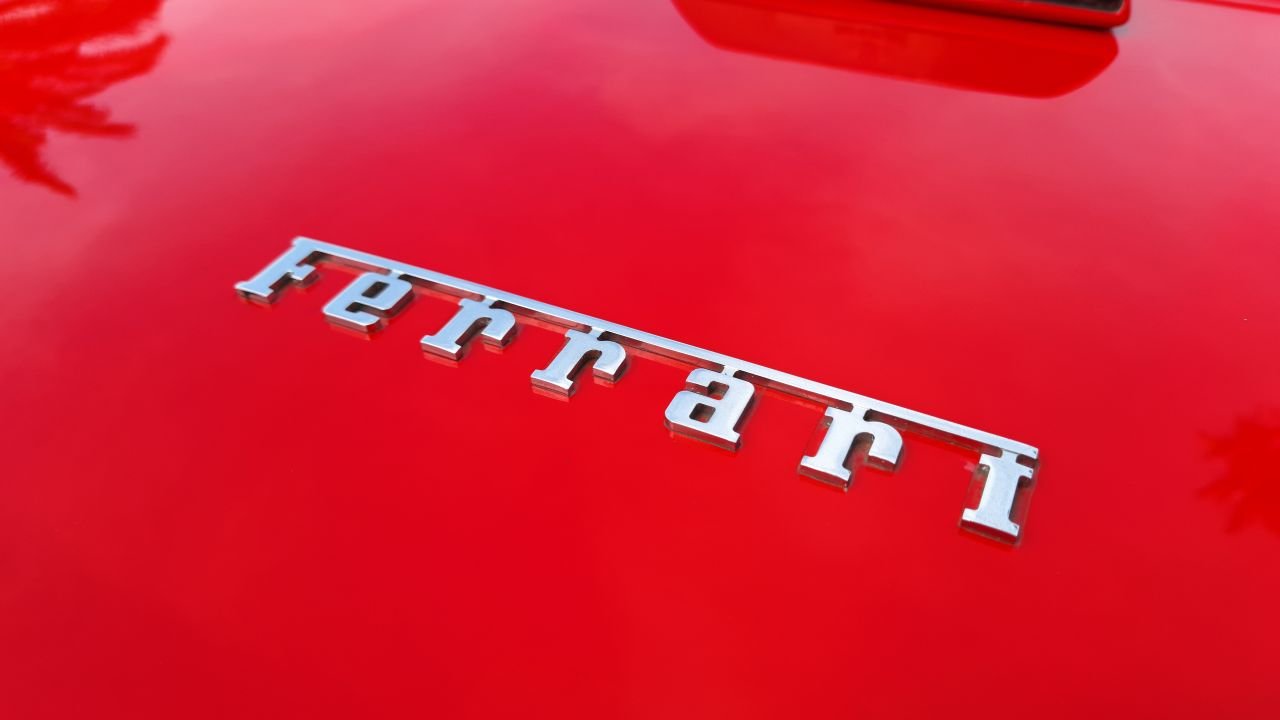 Ferrari prévoit de sortir de ses usines sa première voiture 100 % électrique, l'Elettrica, dans le courant 2026 - ©William's photo / Shuttertstock