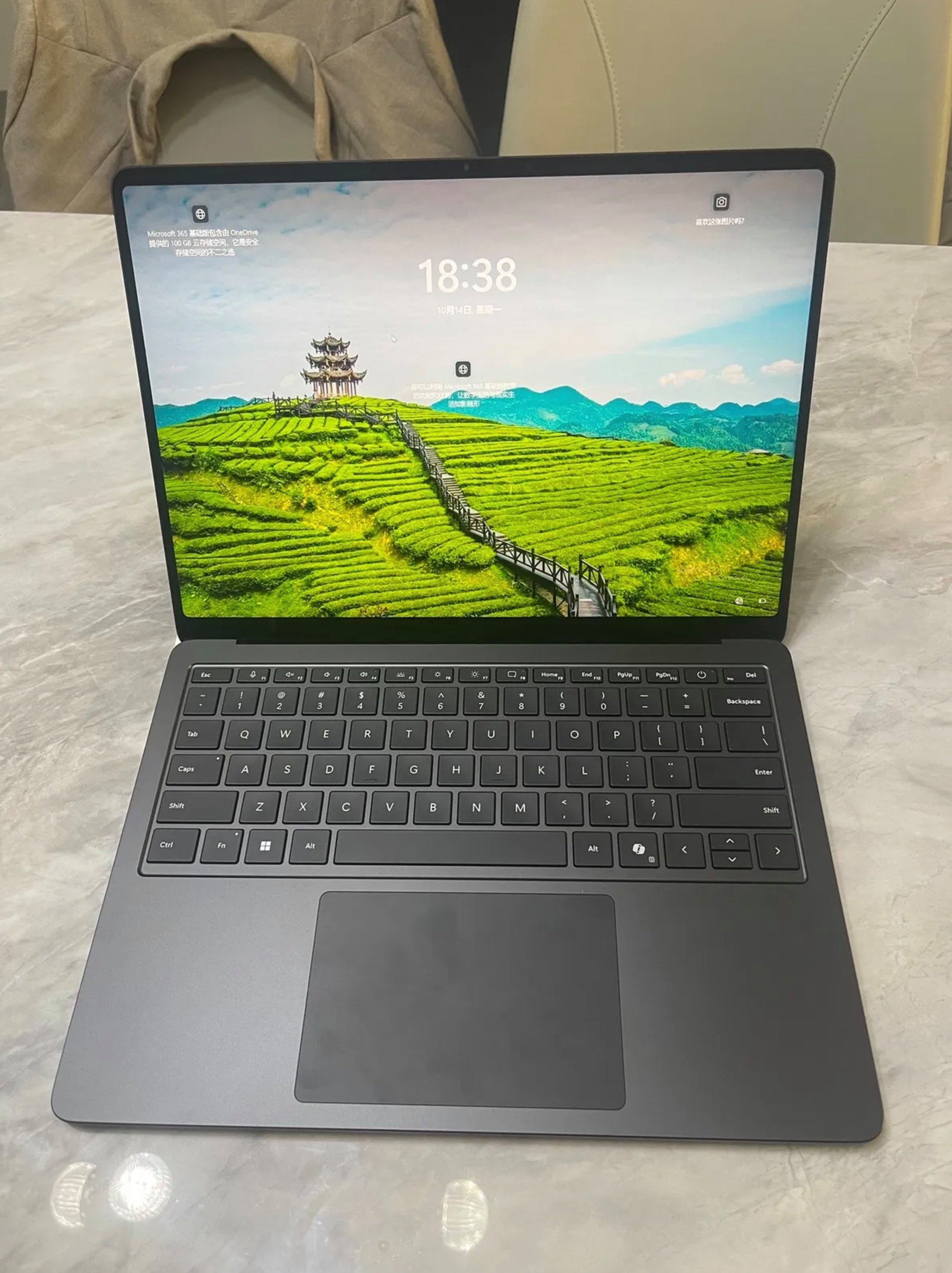 Surface Laptop 7 (Intel)