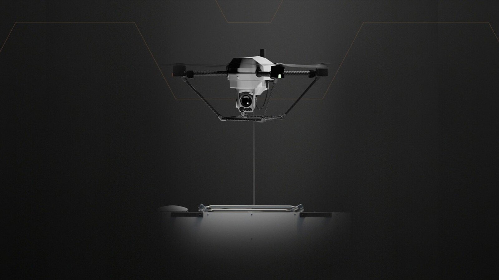 Le Khronos, système de drone filaire développé par Elistair, la PME lyonnaise qui travaille avec la DGA sur la nouvelle génération de drones de surveillance français. © Elistair