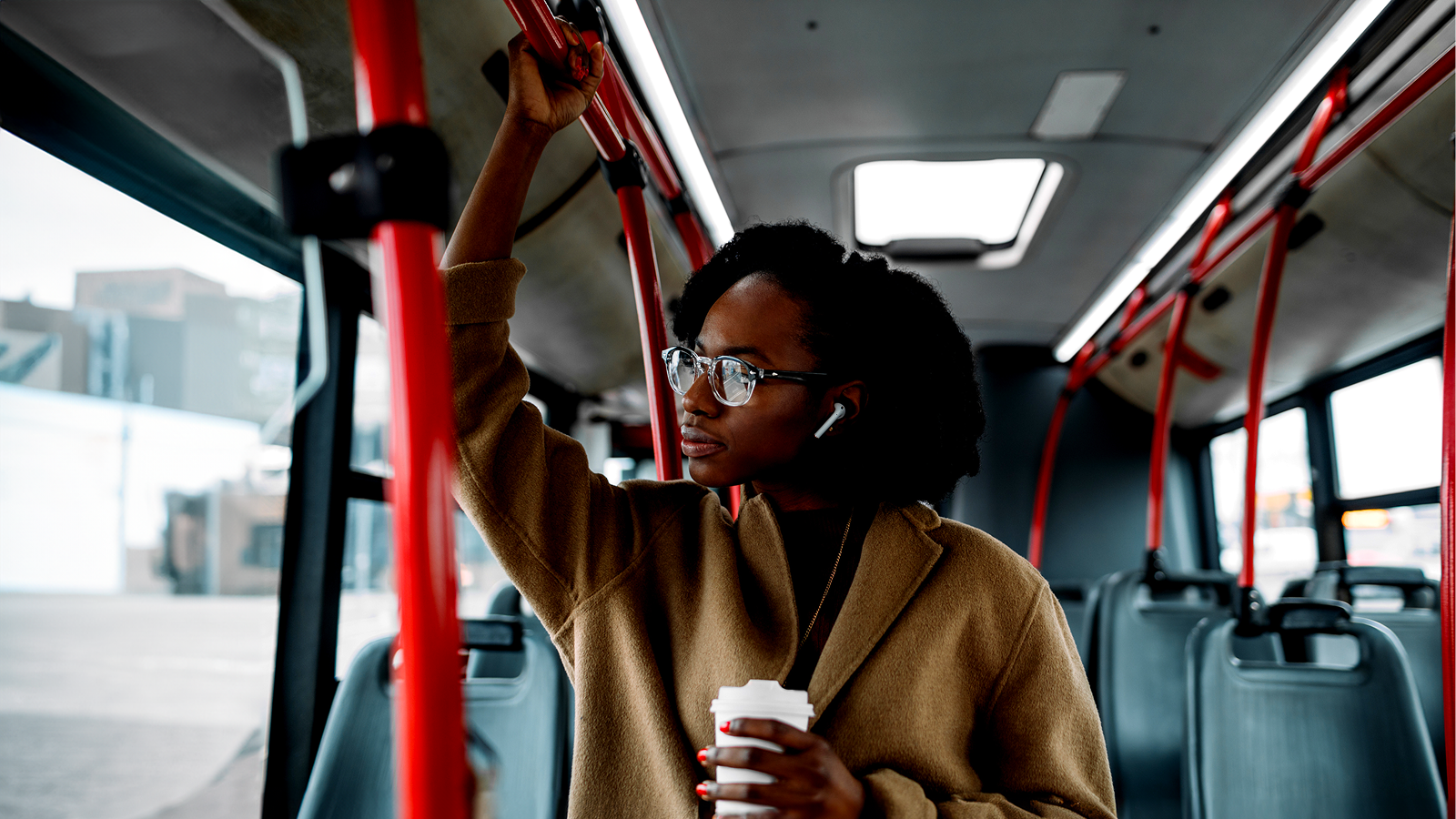 La plateforme française propose un outil pour repérer les morceaux entièrement générés par IA et éviter les fausses recommandations. ©Deezer