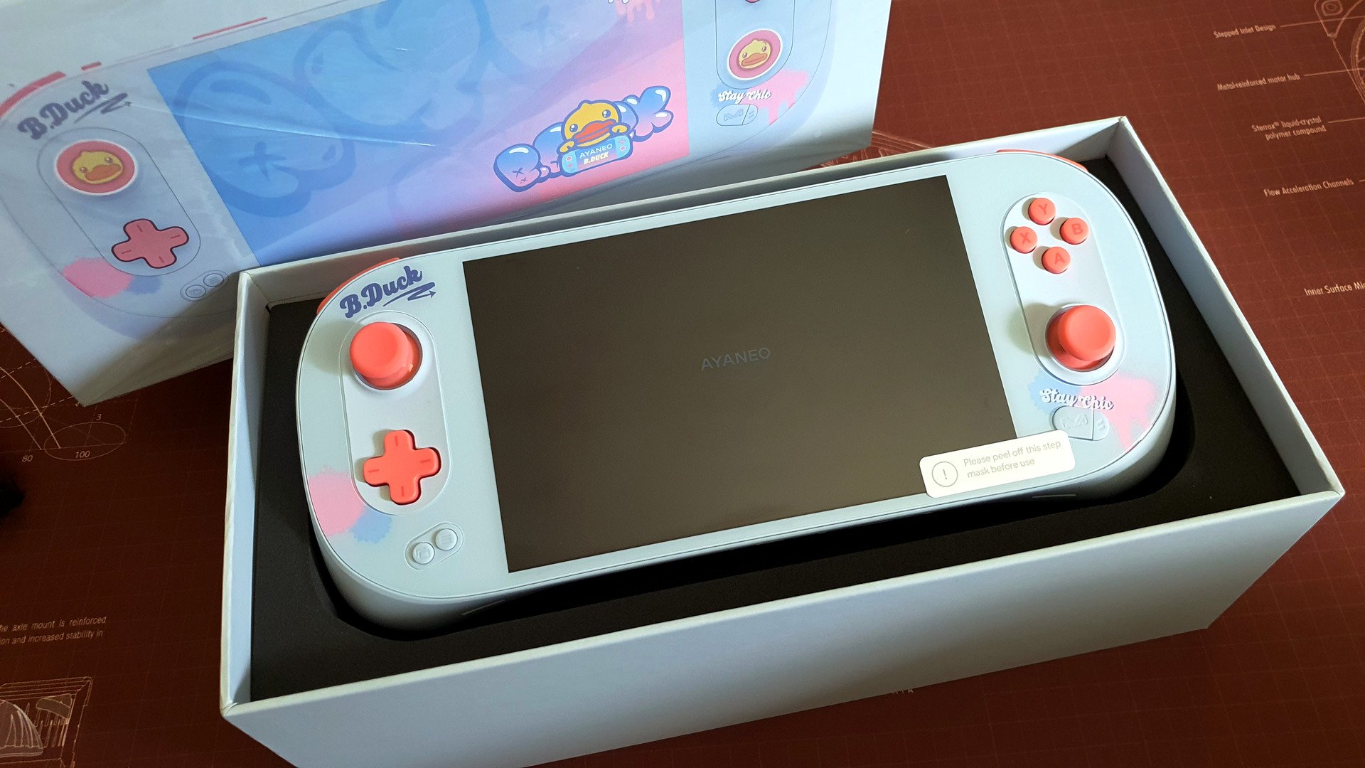 Notre B.Duck Pink & Blue édition ne ressemble à aucune autre console © Nerces pour Clubic