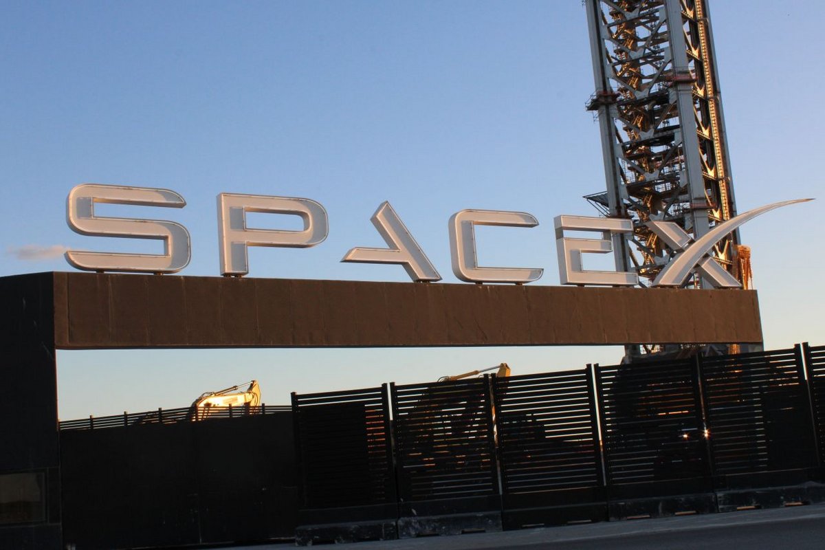 Selon Elon Musk, Space X serait valorisée à 350 milliards de dollars - ©Findaview /Shutterstock