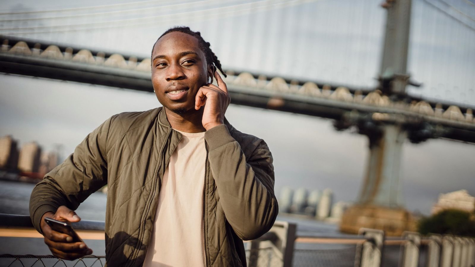 Comment profiter d'une excellente connectivité en voyage ? ©Ketut Subiyanto / Pexels