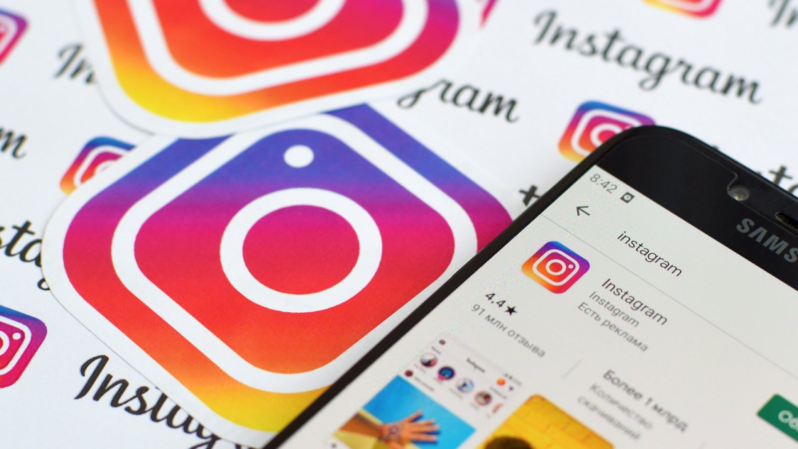 Instagram intègre un peu plus l'IA dans sa plateforme. ©Mehaniq / Shutterstock