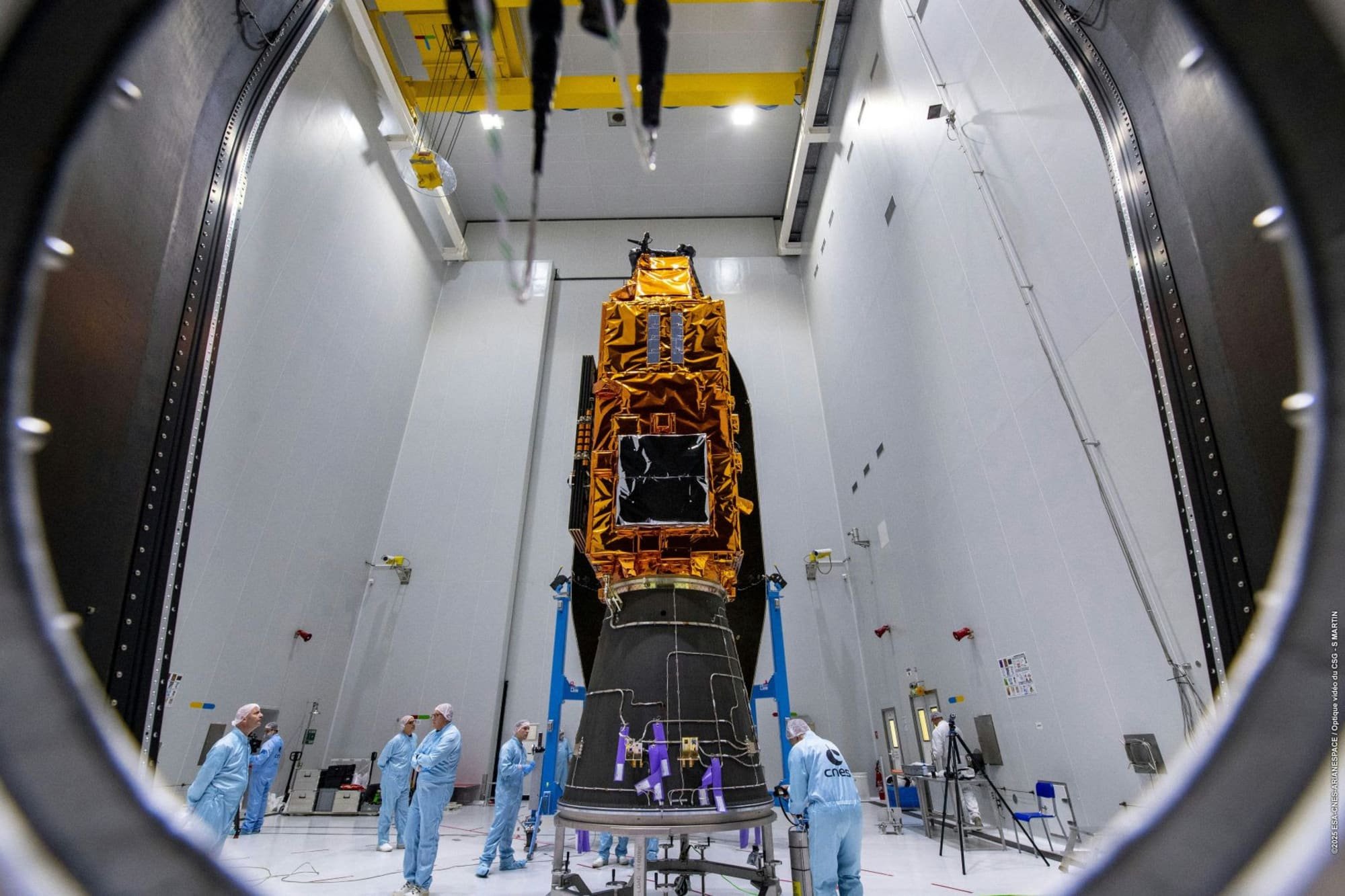 Biomass, lors de l'encapsulation de Biomass à Kourou © ESA-CNES-ARIANESPACE