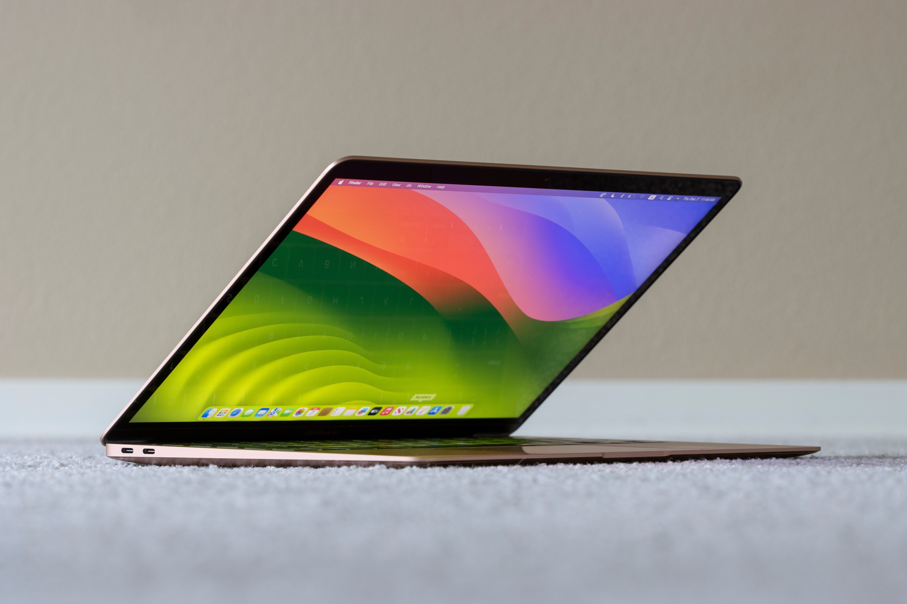 Apple aurait bien un MacBook de 12,9 pouces sous le coude. © Tada Images / Shutterstock