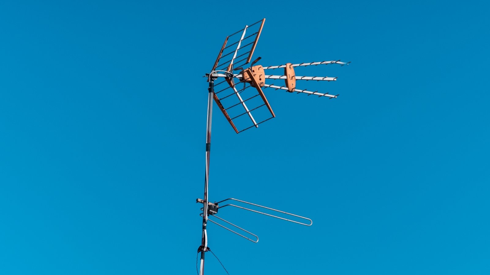 Est-ce le début de la fin pour la télévision hertzienne ? ©Shutterstock