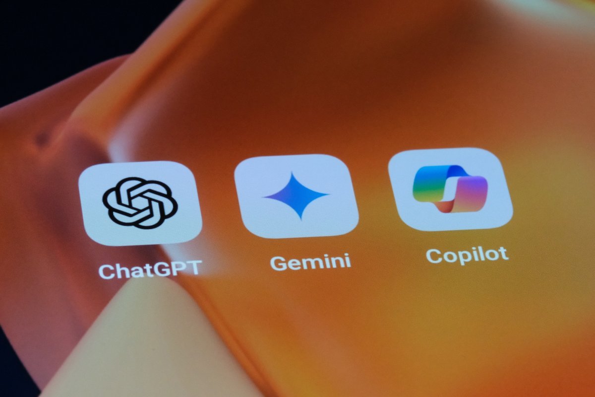 Selon la documentation recueillie par les chercheurs, Claude, ChatGPT et Copilot neutralisent ces séquences en amont, là où Gemini les interprète si elles se trouvent dans le contenu résumé. © Shutterstock