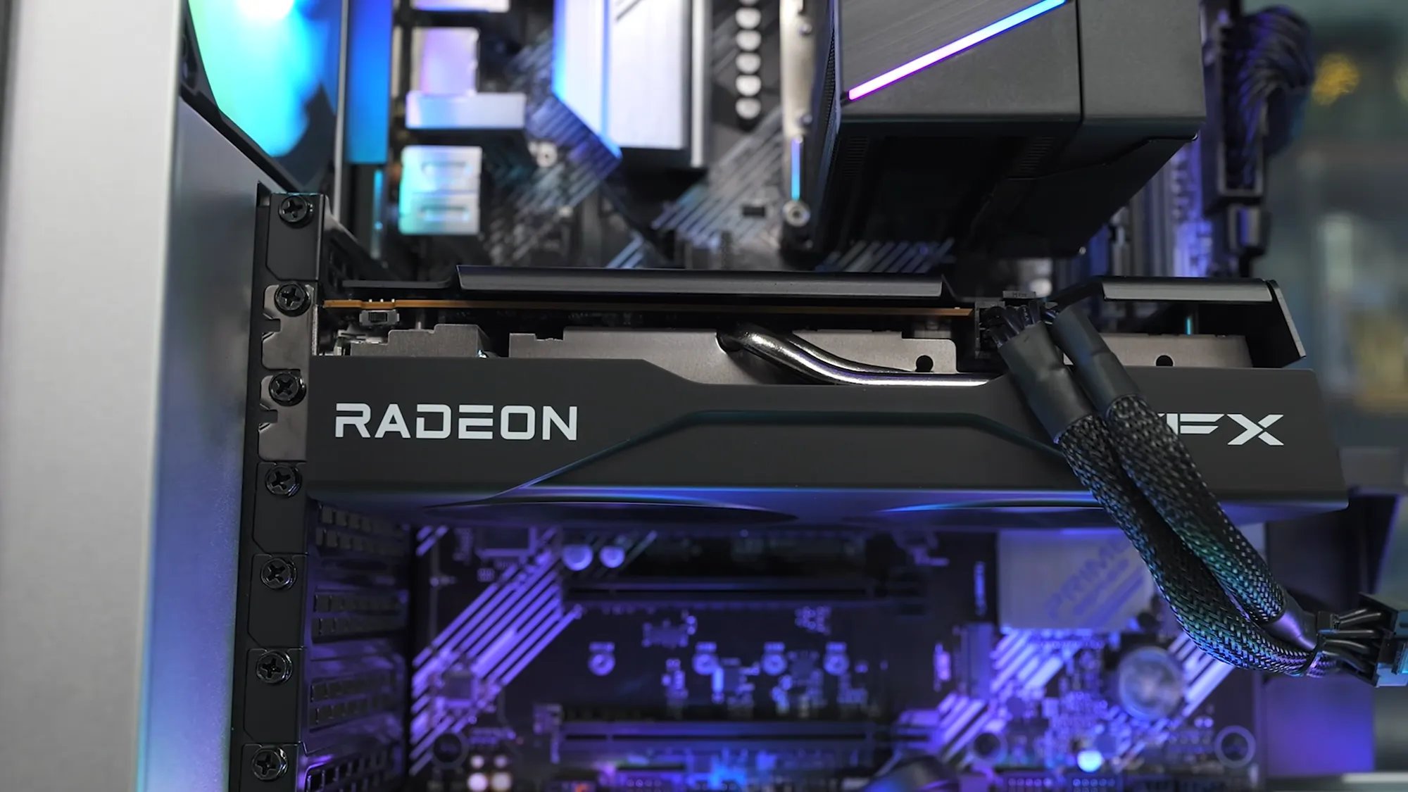 La Radeon RX 9050 4 Go n'est vendue qu'aux intégrateurs. © VideoCardz