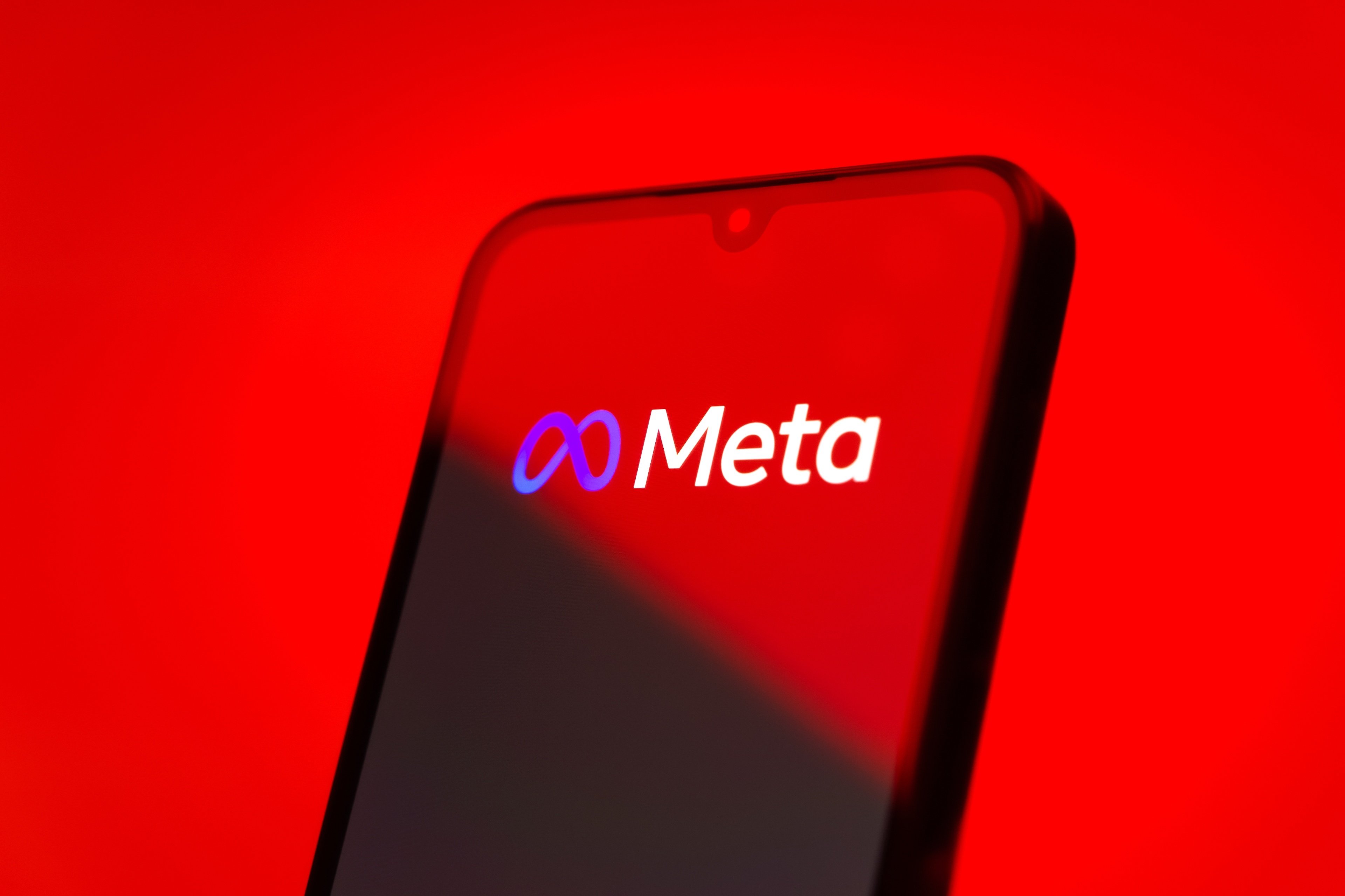 Meta va devoir se conformer aux règles de Bruxelles concernant WhatsApp - ©JarTee / Shutterstock