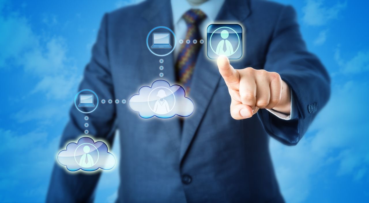 En 2024, plus de deux PME sur trois ont déjà subi au moins un audit documentaire de la part d'un donneur d'ordre - ©LeoWolfert / Shutterstock