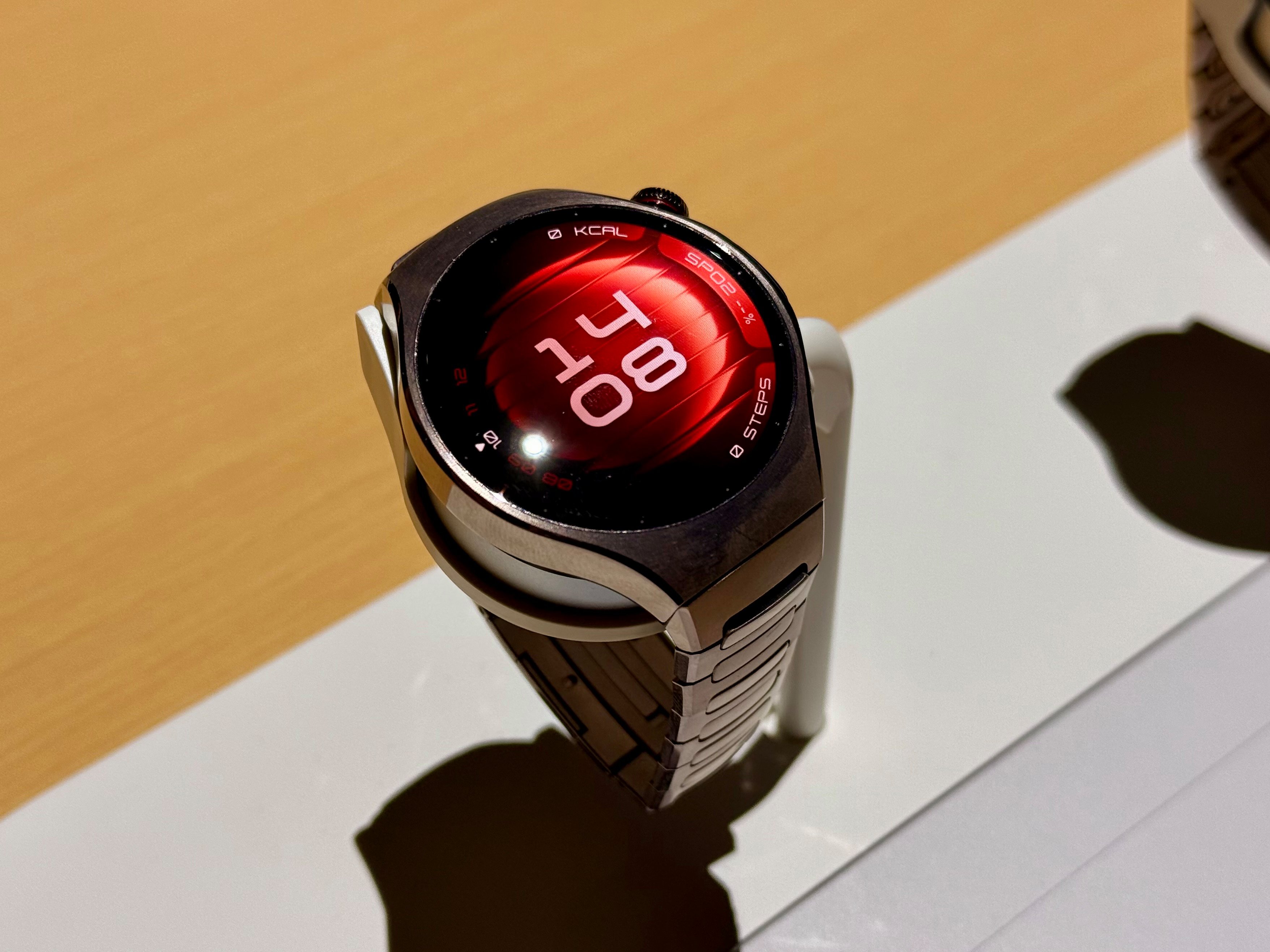 La Huawei Watch 5 © Mathieu Grumiaux pour Clubic