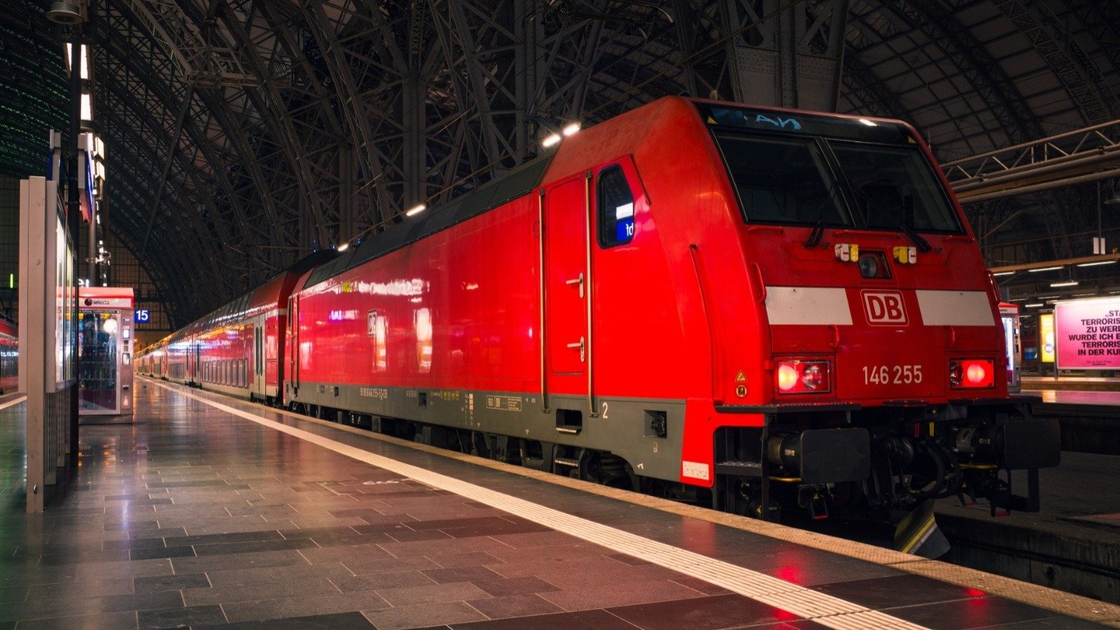 Hier soir, tous les trains allemands étaient à l'arrêt pour une panne critique de réseau radio numérique ! ©Jarama x Shutterstock