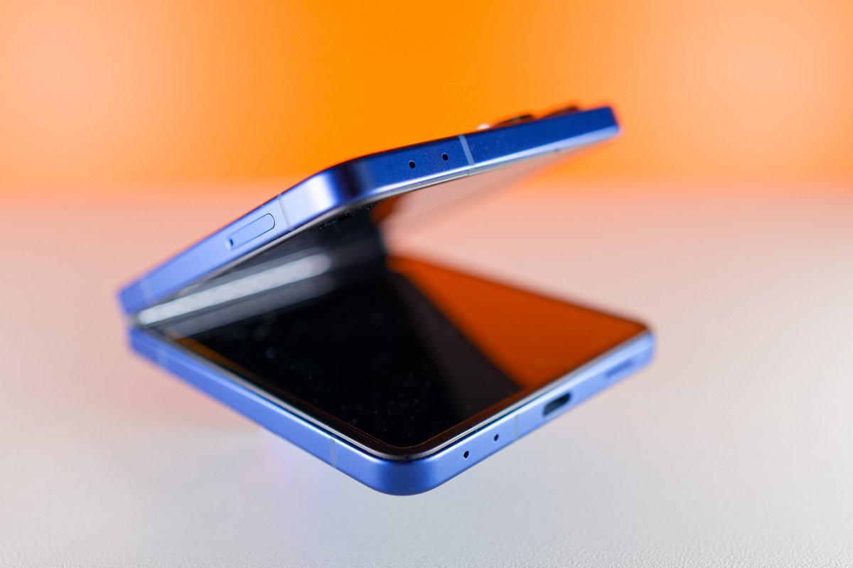 Samsung n'a plus besoin de faire la promo de ses nouveaux pliants, Apple s'en charge à sa place. © Marc Mitrani pour Clubic