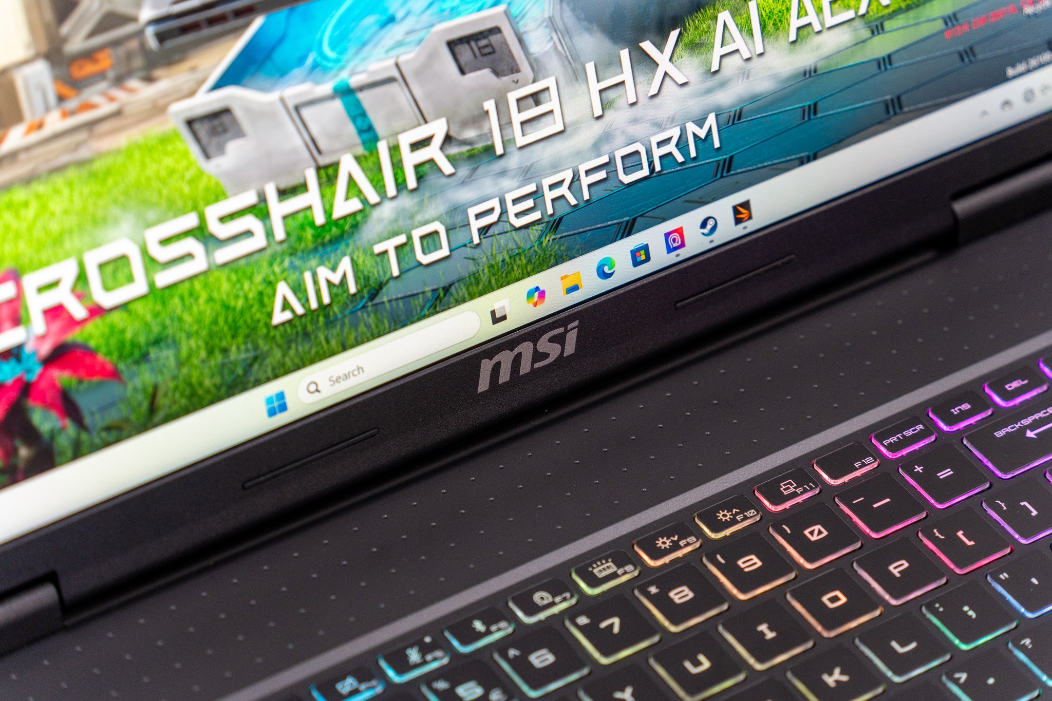 Le MSi Crosshair 18 HX AI. © Nathan Le Gohlisse pour Clubic