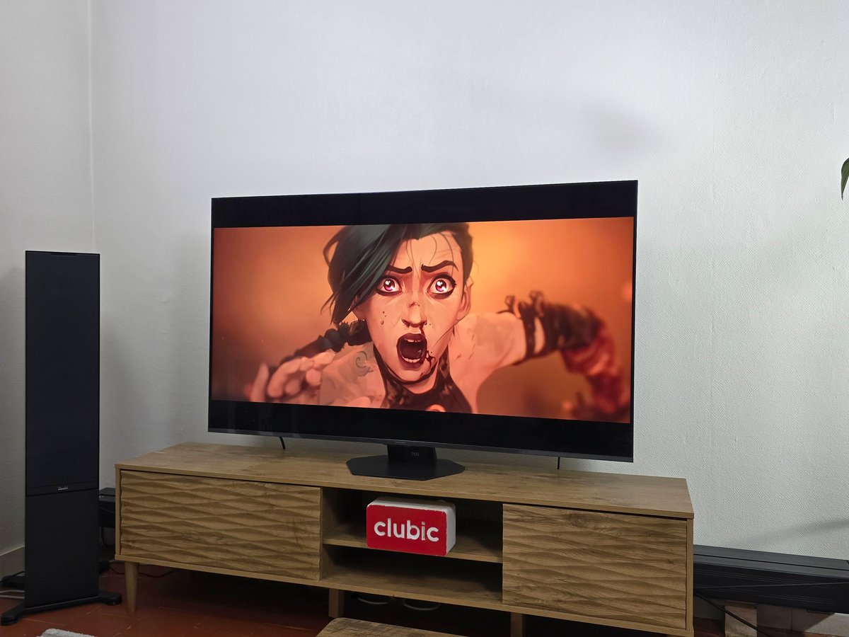 Voici mes premières impressions sur l'Hisense U8Q, en attendant le test complet. © Matthieu Legouge