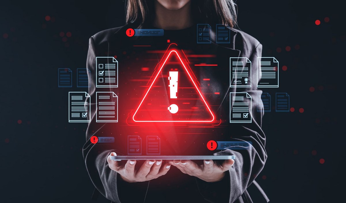 Grâce à l'IA, les hackers ont franchi un cap technologique inquiétant au second semestre. © ImageFlow / Shutterstock