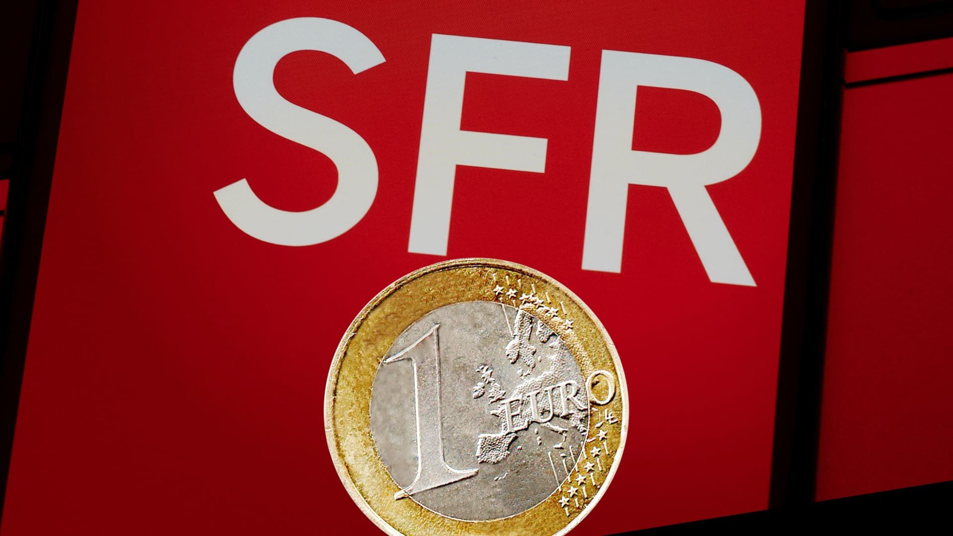 Un FAI francilien propose 1 euro pour SFR, en espérant être entendu sur bien des questions par les opérateurs. © Shutterstock / Alexandre Boero / Clubic