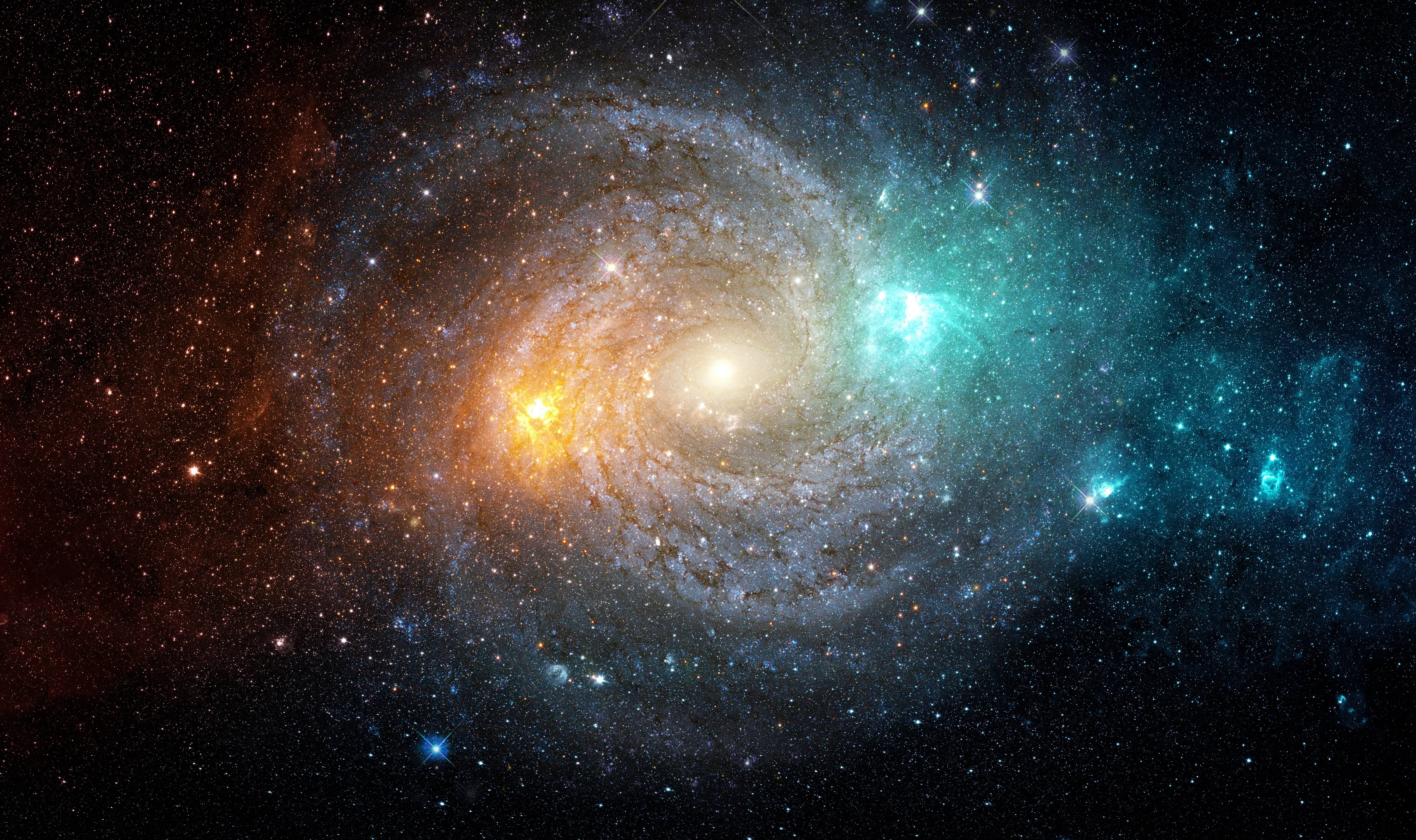 Ces « bonshommes de neige » ne migrent jamais vers le centre de notre Système solaire ; si cela se produit, ils deviennent des comètes. © TriffI / Shutterstock