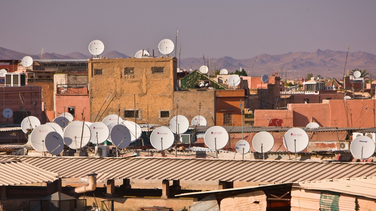 Un VPN avec une IP marocaine donne accès aux chaînes locales comme 2M, Al Aoula ou Arryadia, même depuis l’étranger - © Shutterstock