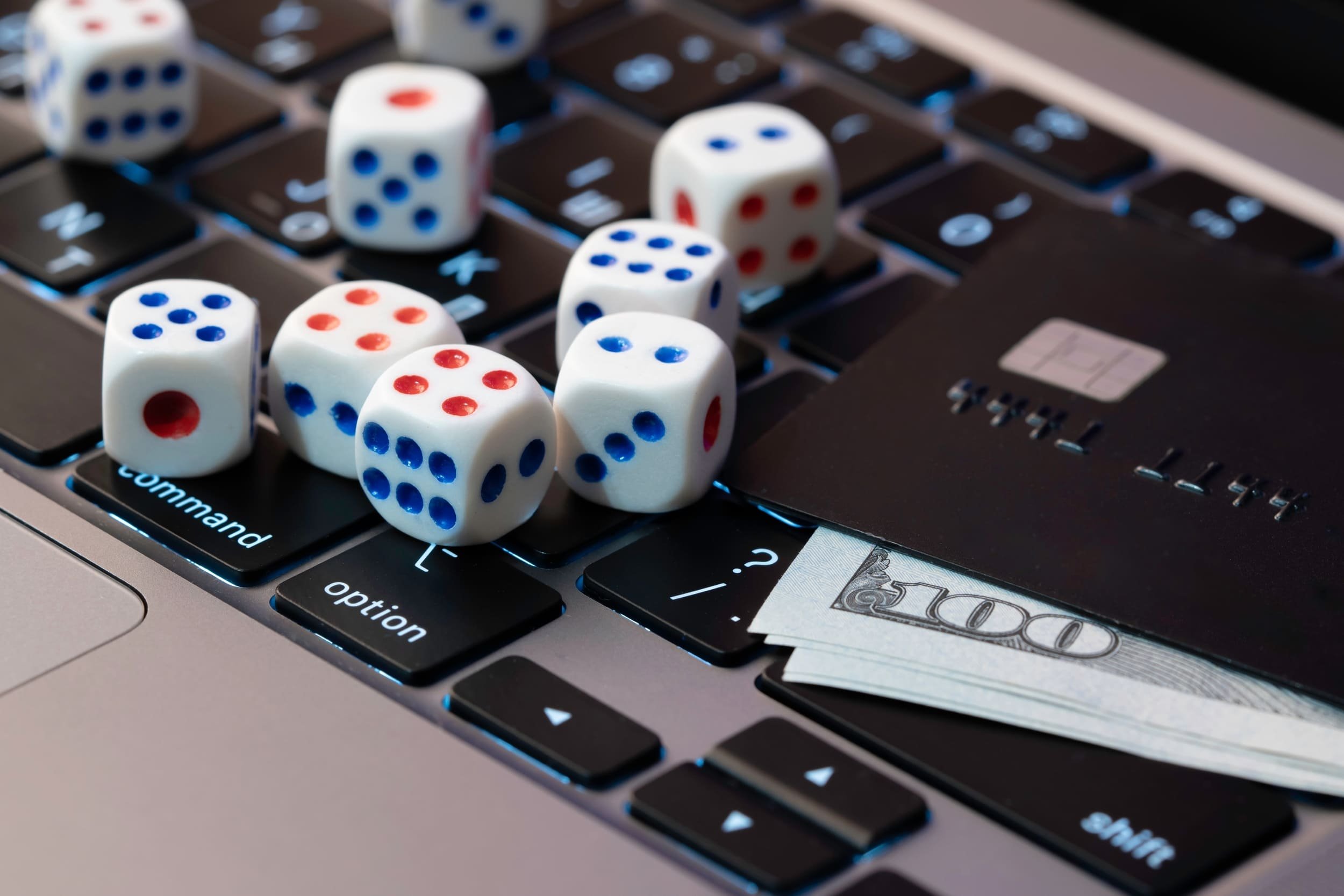 Cinq casinos en ligne clandestins ont été démantelés après avoir brassé 237 millions d'euros en un an © Varavin88 / Shutterstock