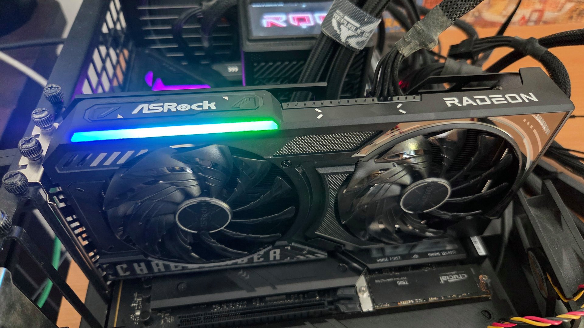La ASRock Radeon RX 9060 XT Challenger OC © Nerces