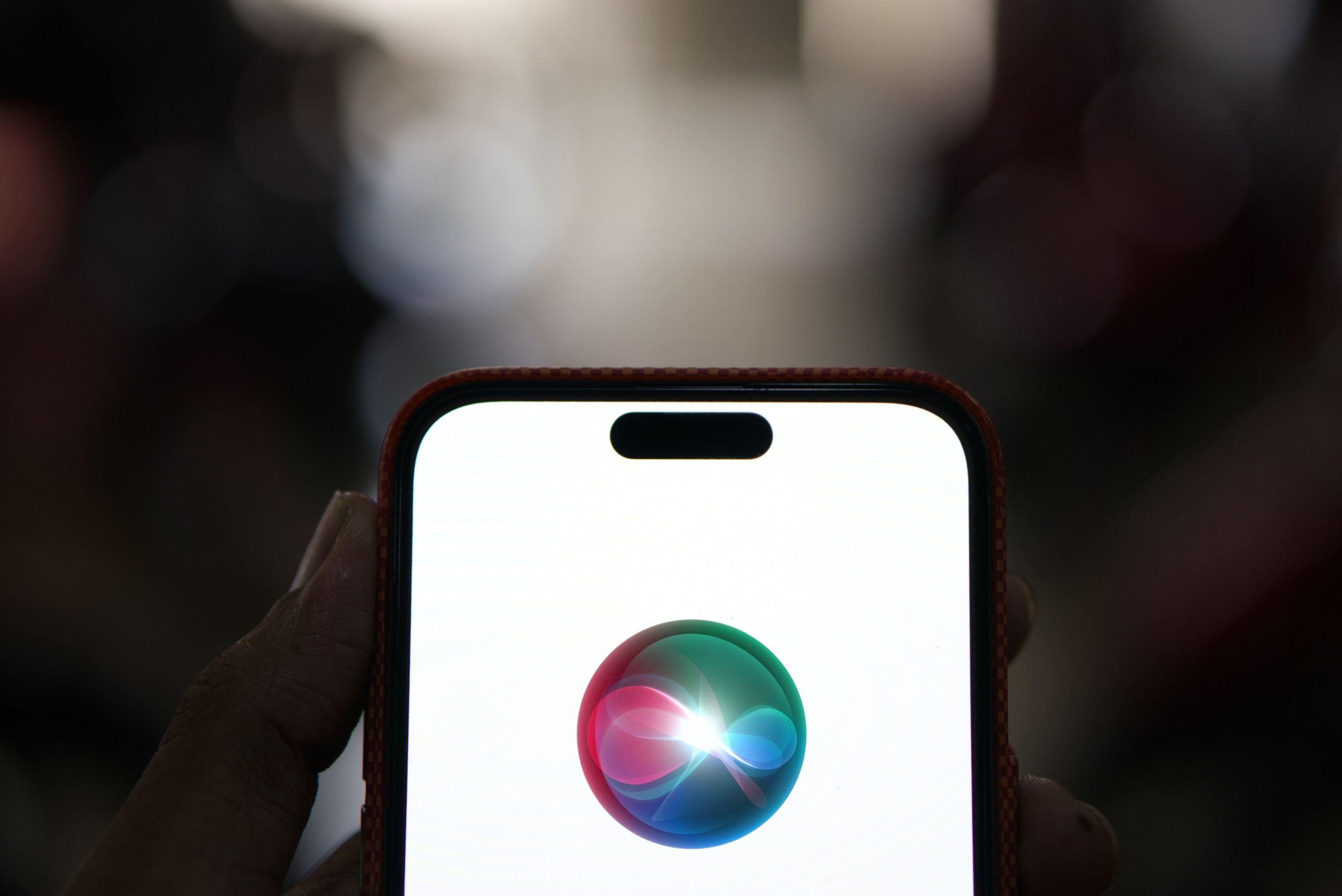 Les oreilles trop indiscrètes de Siri vont couter cher à Apple © Mojahid Mottakin / Shutterstock.com