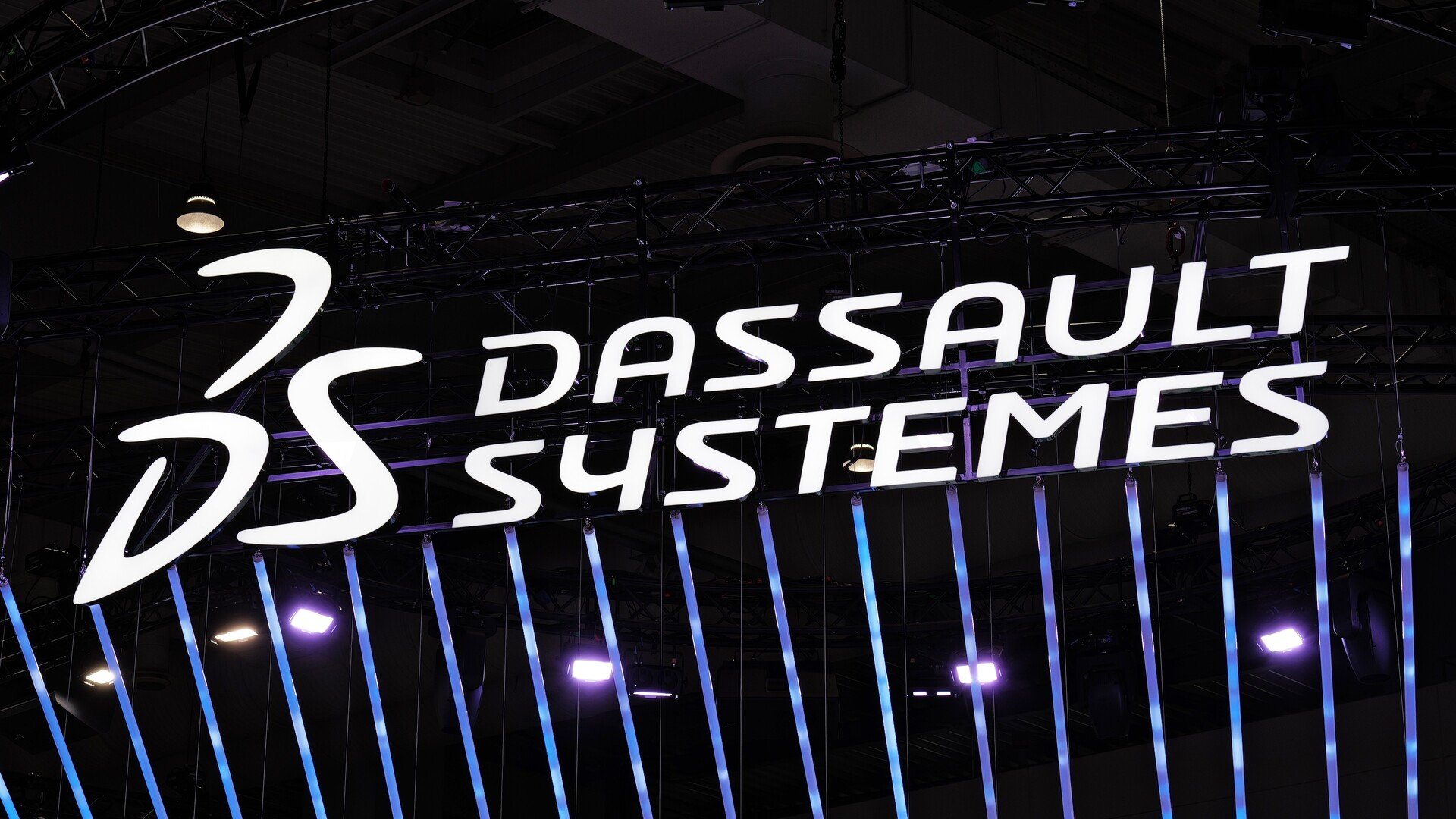 Dassault Systèmes officialise l'acquisition d'ArisGlobal pour renforcer son IA en Sciences de la vie. © nitpicker / Shutterstoc