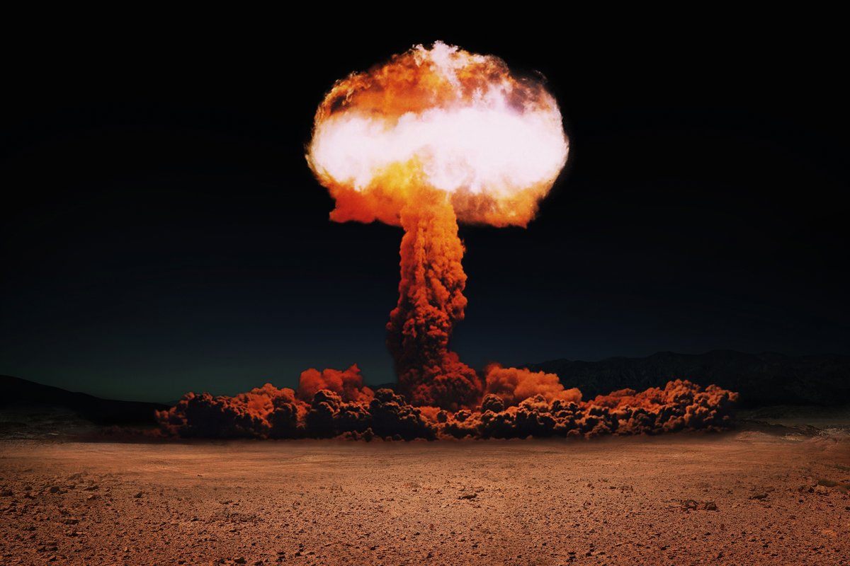 Les bombes nucléaires modernes (les armes thermonucléaires, particulièrement) peuvent dégager une énergie équivalentes à plusieurs milliers de kilotonnes (kt).© Alones / Shutterstock
