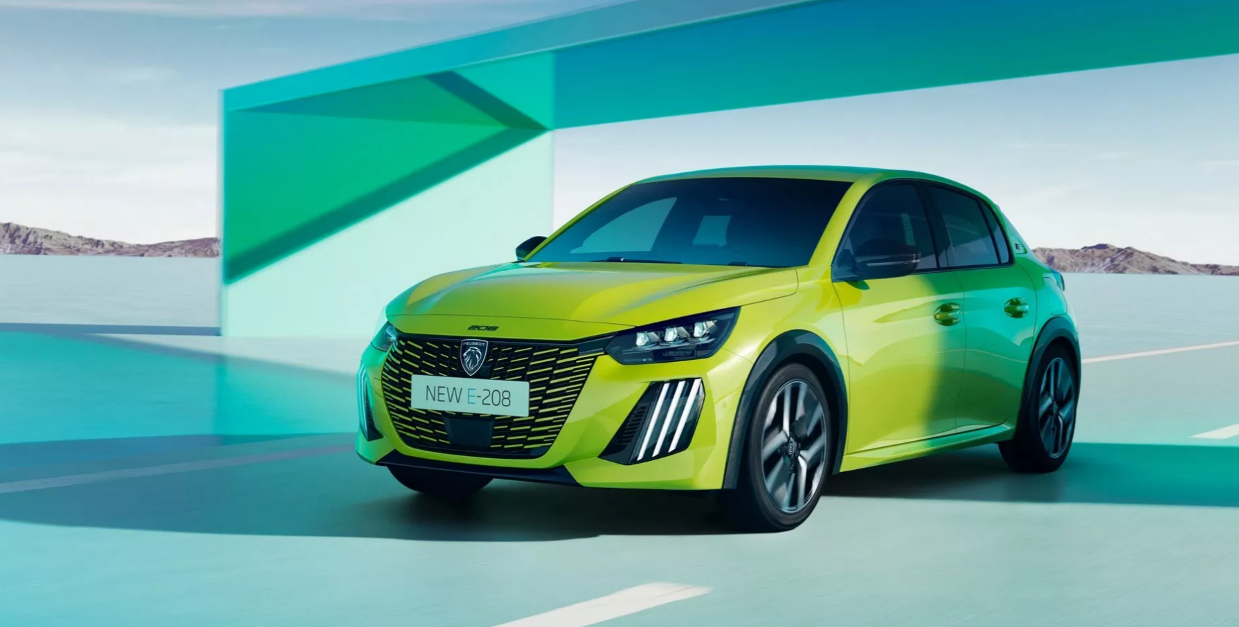 En 2024, la Peugeot e-208 s'est hissée sur la seconde marche du classement des voitures électriques les plus vendues en France. ©Peugeot