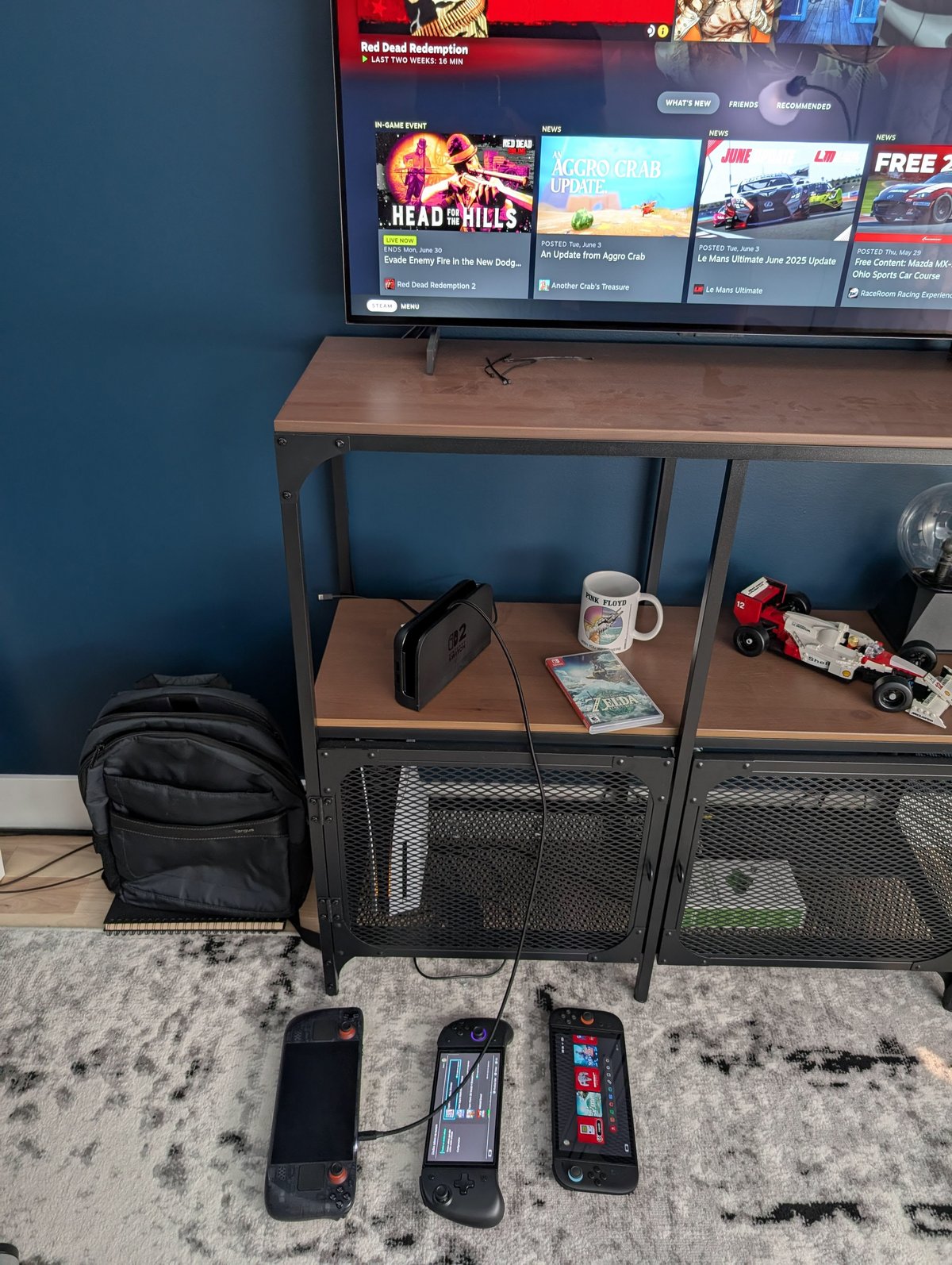En connectant le Steam Deck au dock de la Switch 2, celui-ci charge et affiche le signal de la console de Valve. © Reddit/brunomarquesbr