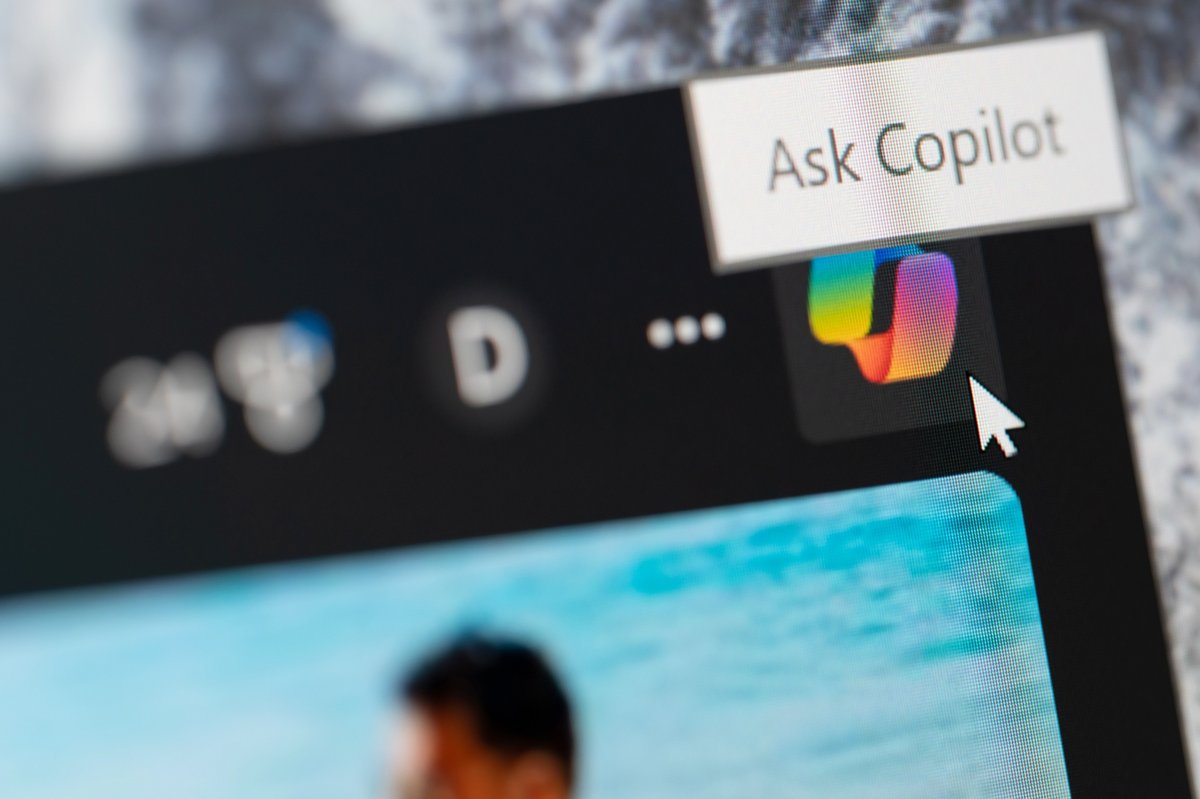 Copilot s’ouvrira bientôt tout seul dans Edge quand vous cliquerez sur un lien Outlook. © PixieMe / Shutterstock