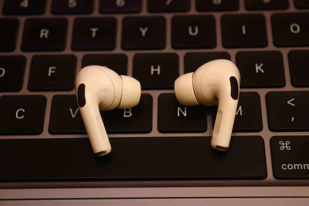Les AirPods deviennent des mouchards malgré eux et piègent des cambrioleurs © Photo Agency / Shutterstock.com