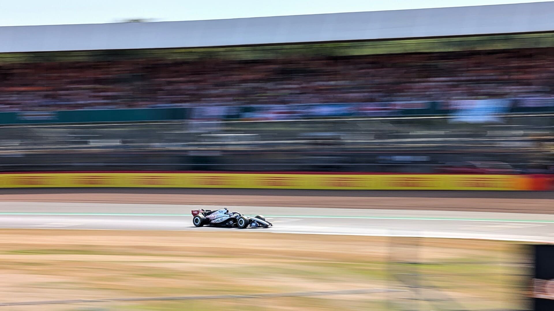 L'une des deux Cadillac, écurie nouvelle venue en F1 en 2026, ici à Silverstone. © Alexandre Boero / Clubic