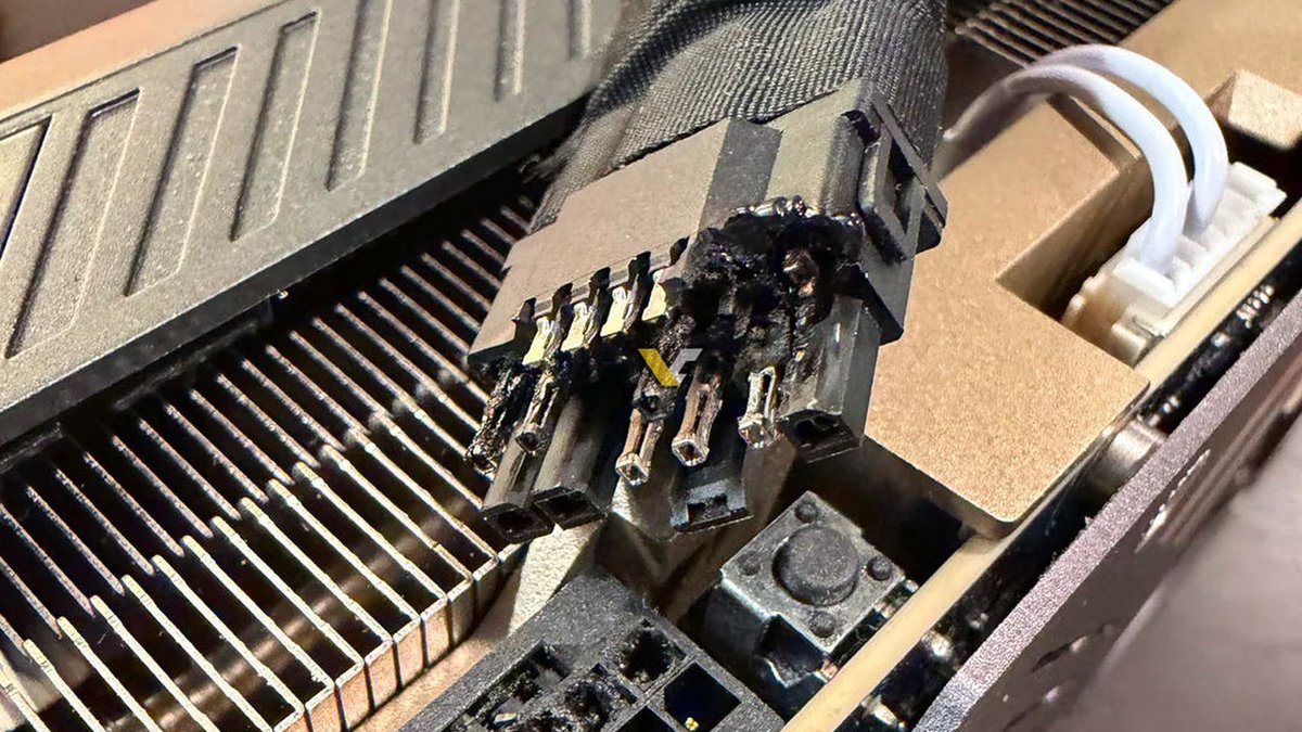 Zotac GaForce RTX 5090 fondue