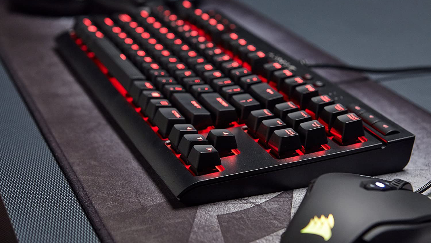 Le clavier mécanique Corsair K63 Red