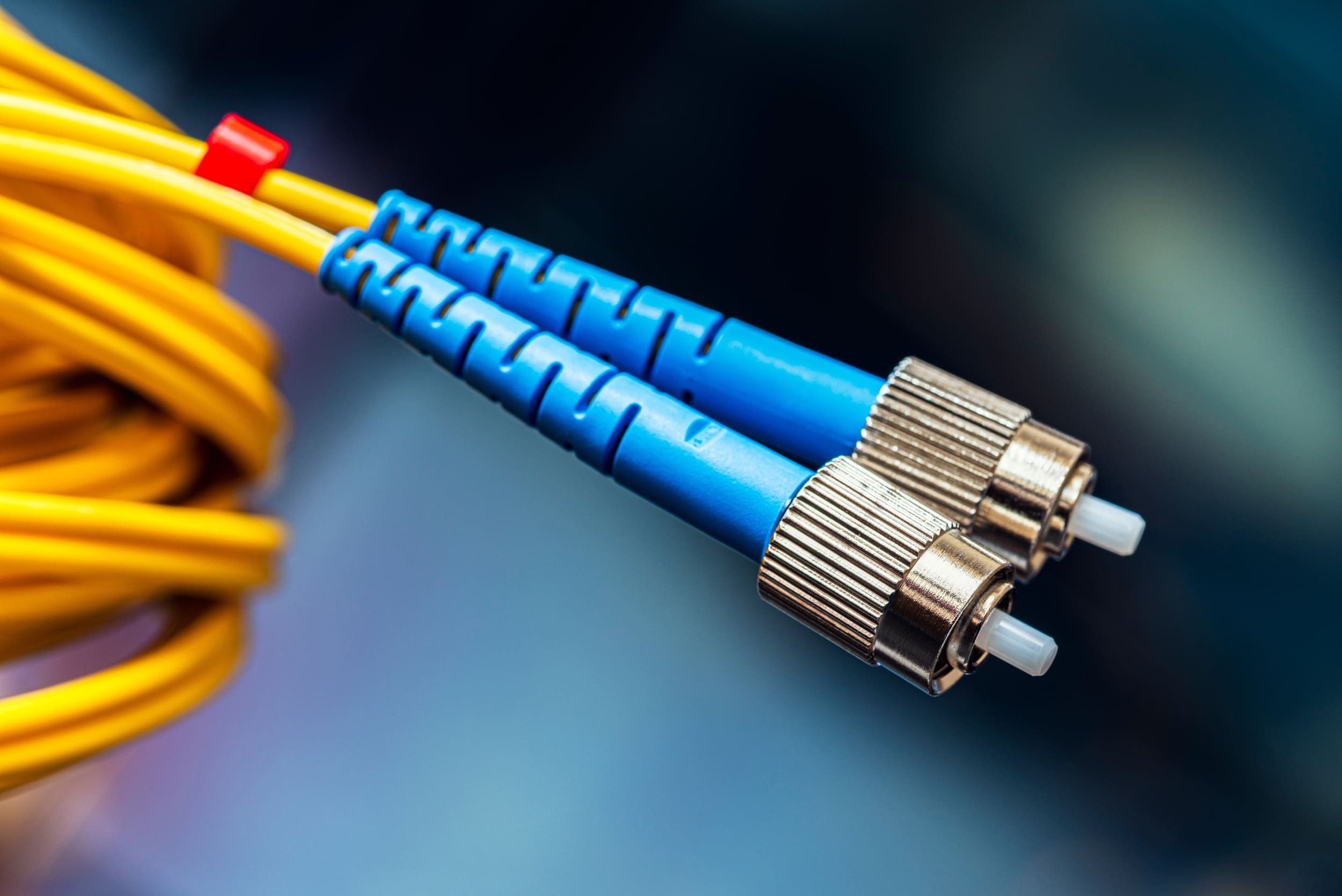 L'ARCEP fait l'état des lieux des réparations sur la fibre optique en France, avec Orange en leader © Flegere / Shutterstock