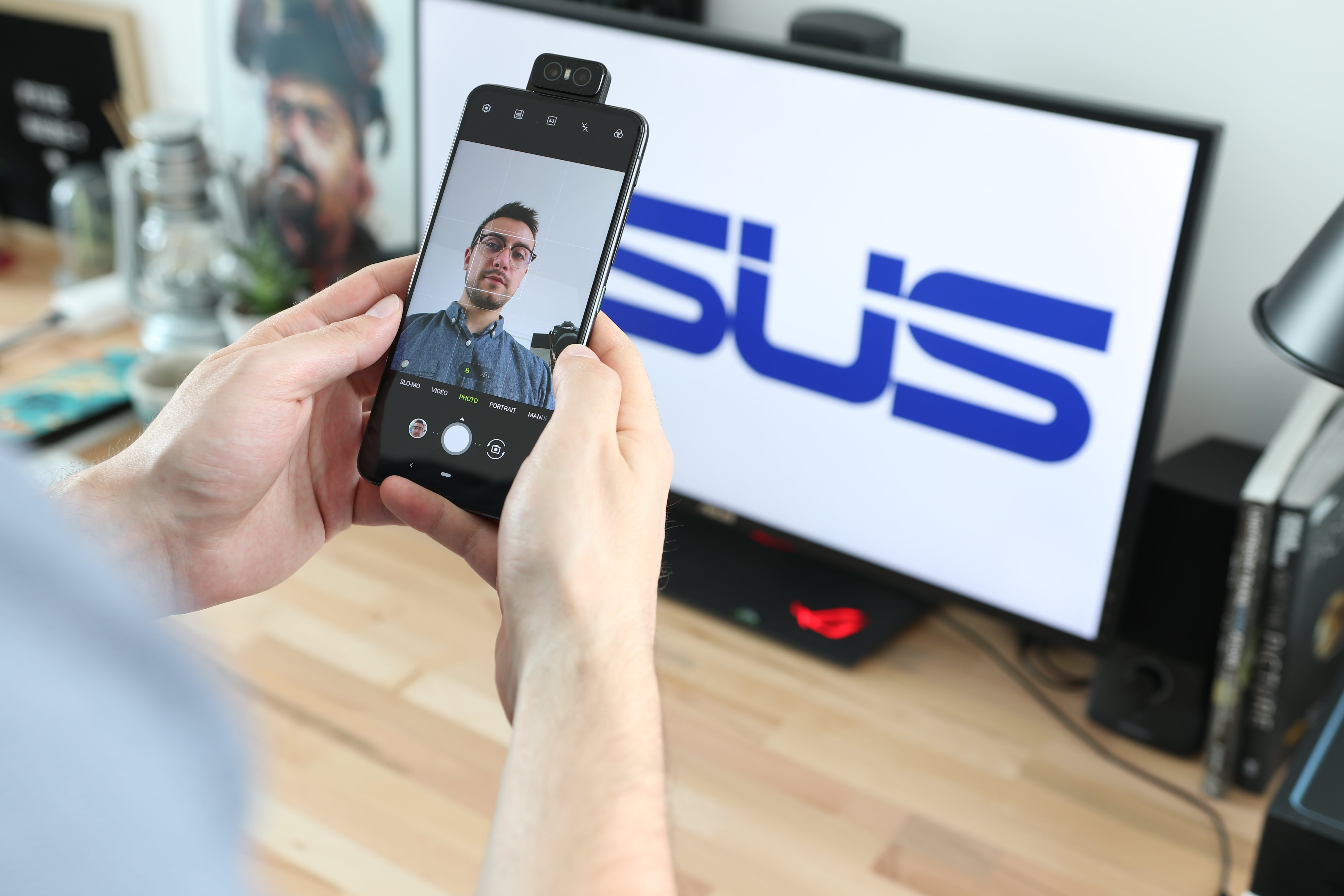 Les caméras rotatives du ZenFone 6. © Pierre Crochart pour Clubic