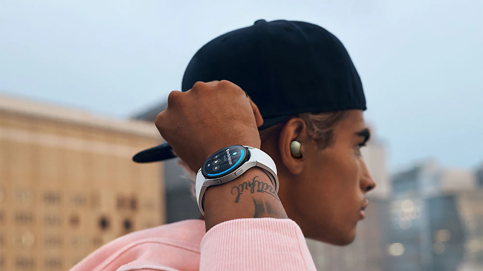 Un modèle qui incorporera divers composants de la Galaxy Watch 4, présente ici sur la photo © Samsung