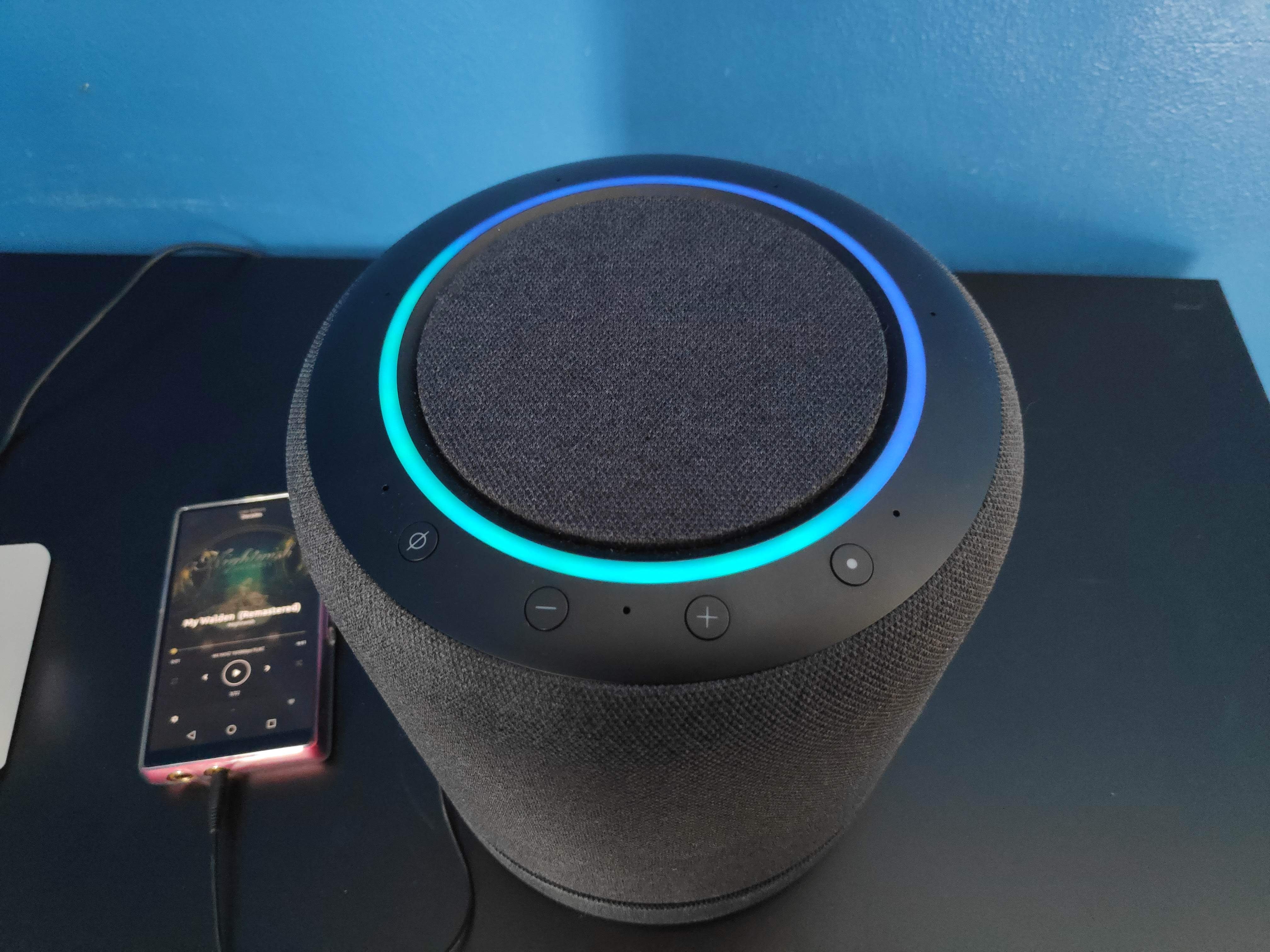 Echo Studio - Alexa