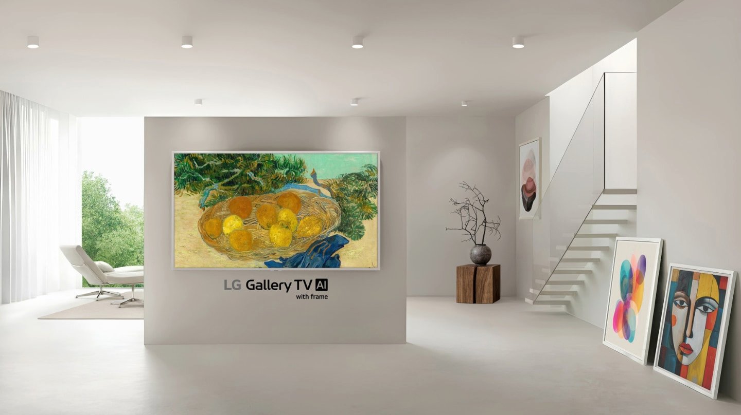 Déclinée en diagonale de 55 et 65 pouces, le Gallery TV embarque une dalle LCD MiniLED avec revêtement mat. © LG