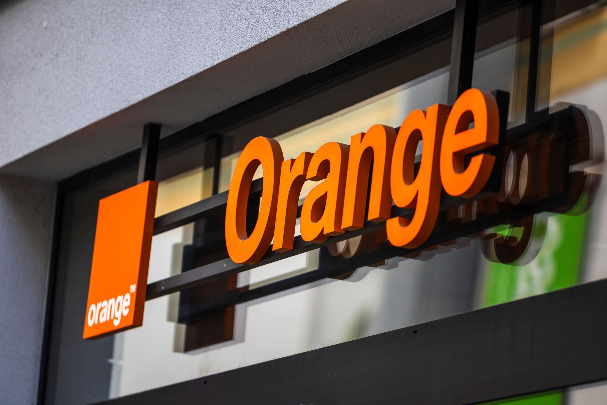 Les nouvelles mesures de sécurité d'Orange ont permis de déjouer une tentative de braquage. © Karolis Kavolelis / Shutterstock