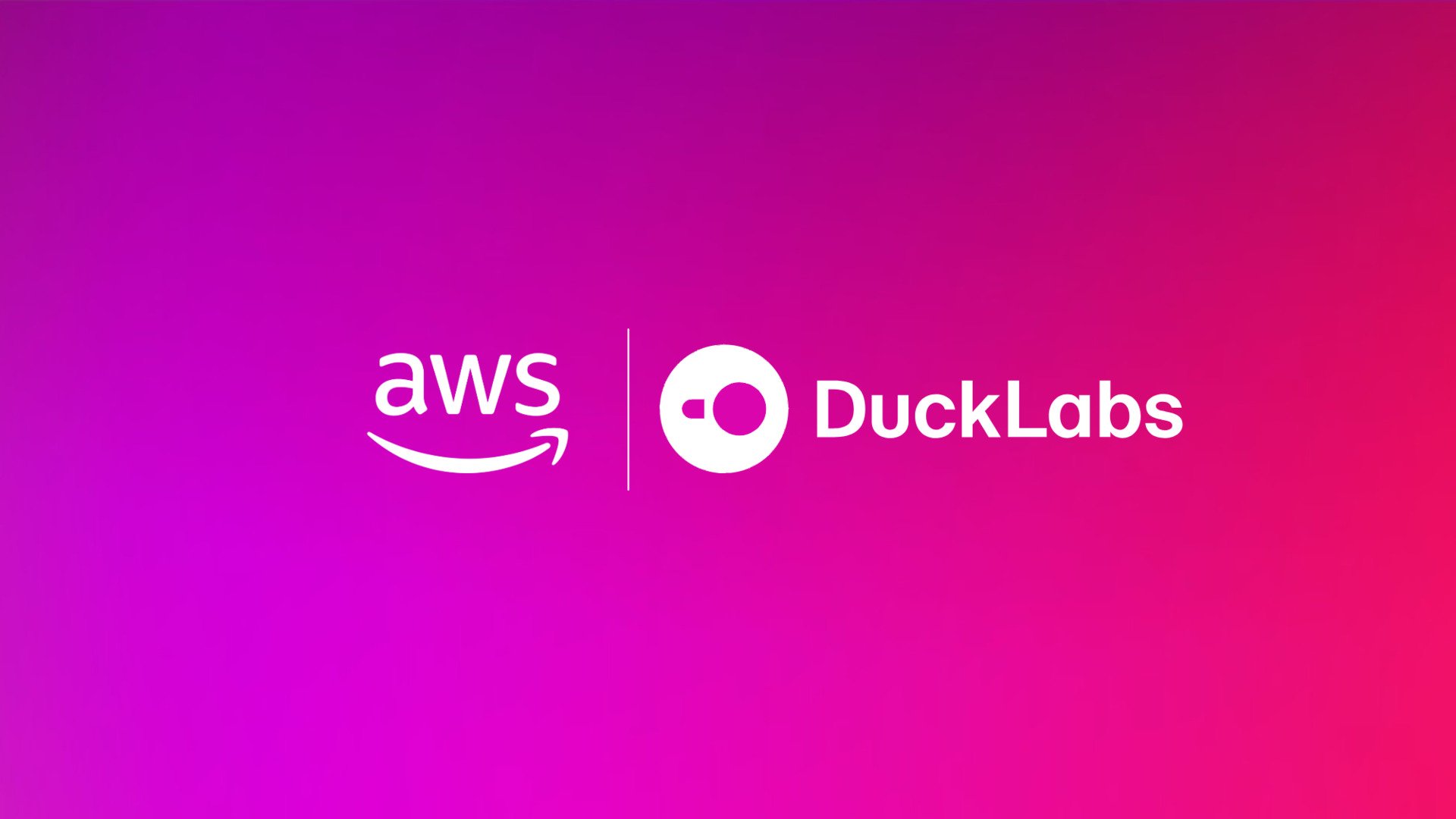 AWS officialise le rachat de DuckLabs, la société derrière la base de données open source DuckDB. © AWS / DuckLabs