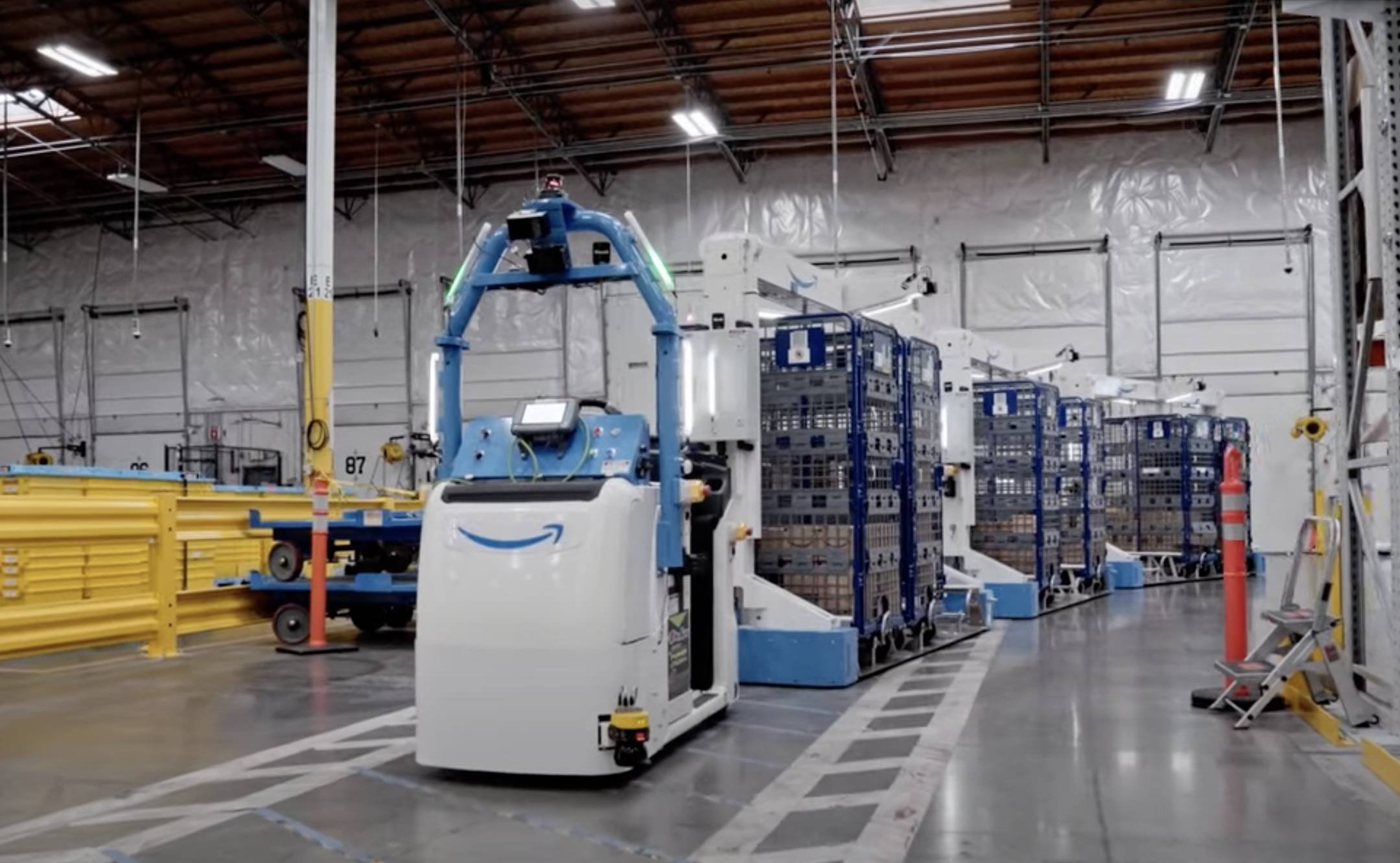 Amazon ne cesse d'accumuler les robots © YouTube / Amazon New