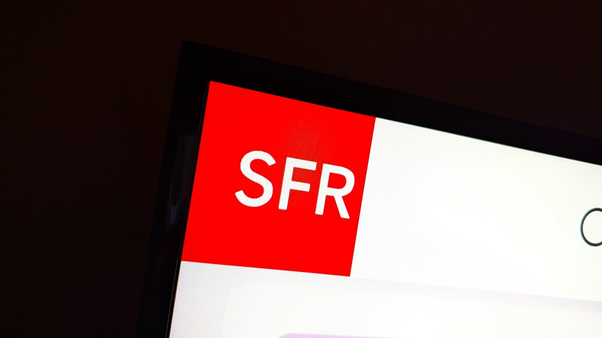 Le rachat de SFR vient de connaître son plus gros coup d'accélérateur, ce week-end, depuis la première offre déposée en octobre dernier. © Alexandre Boero / Clubic